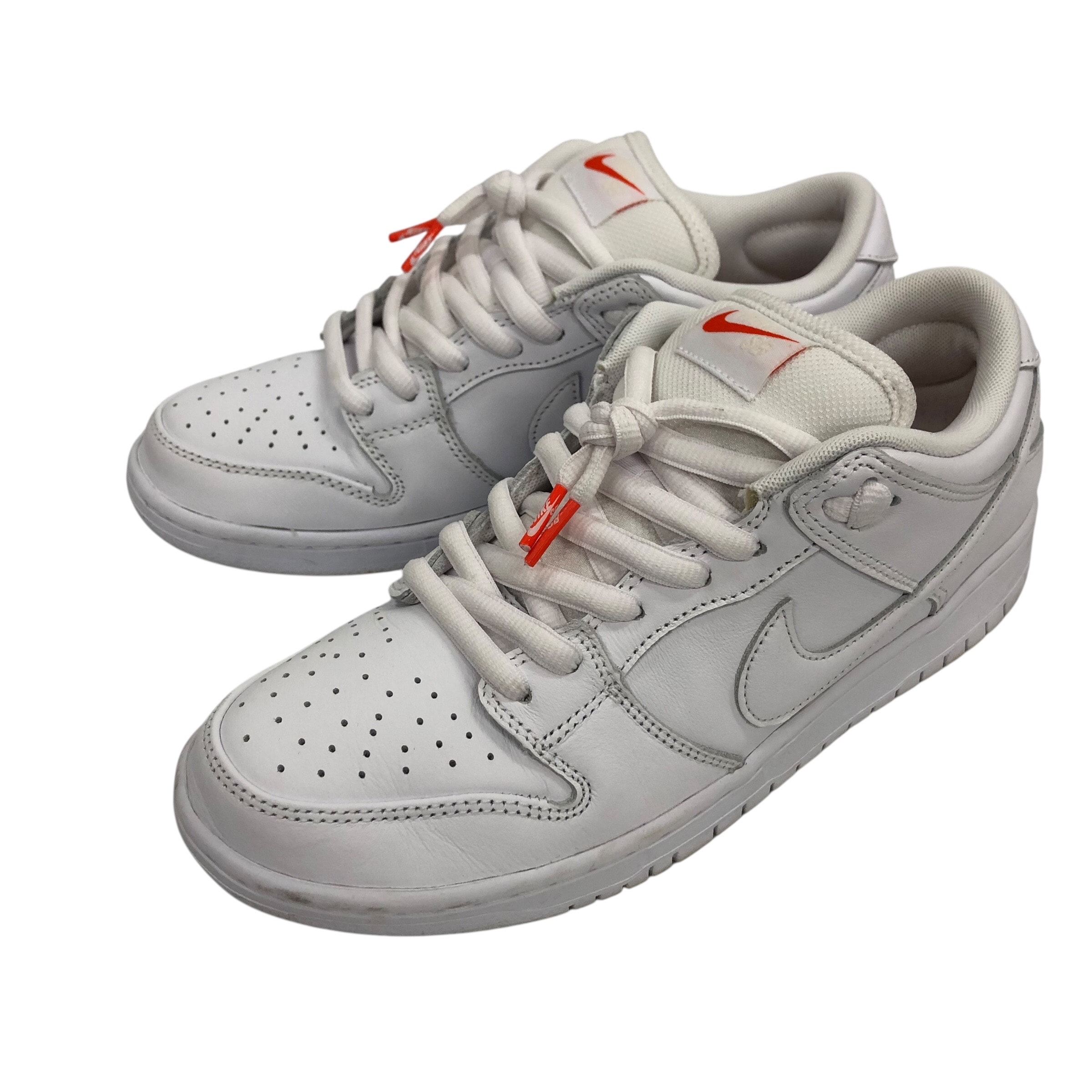 Nike SB Dunk Low Pro ISO "Triple White"