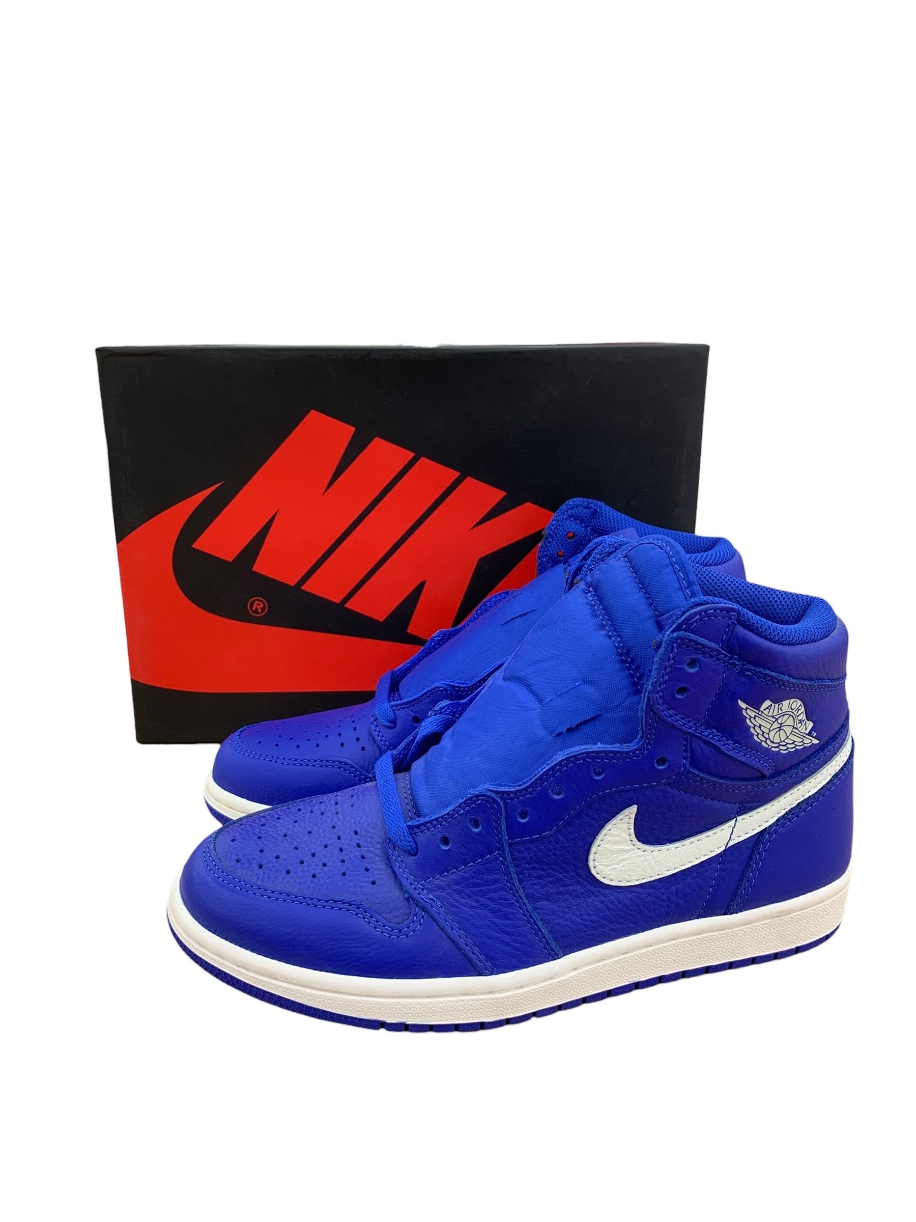 Nike Air Jordan 1 Retro High "Hyper Royal"