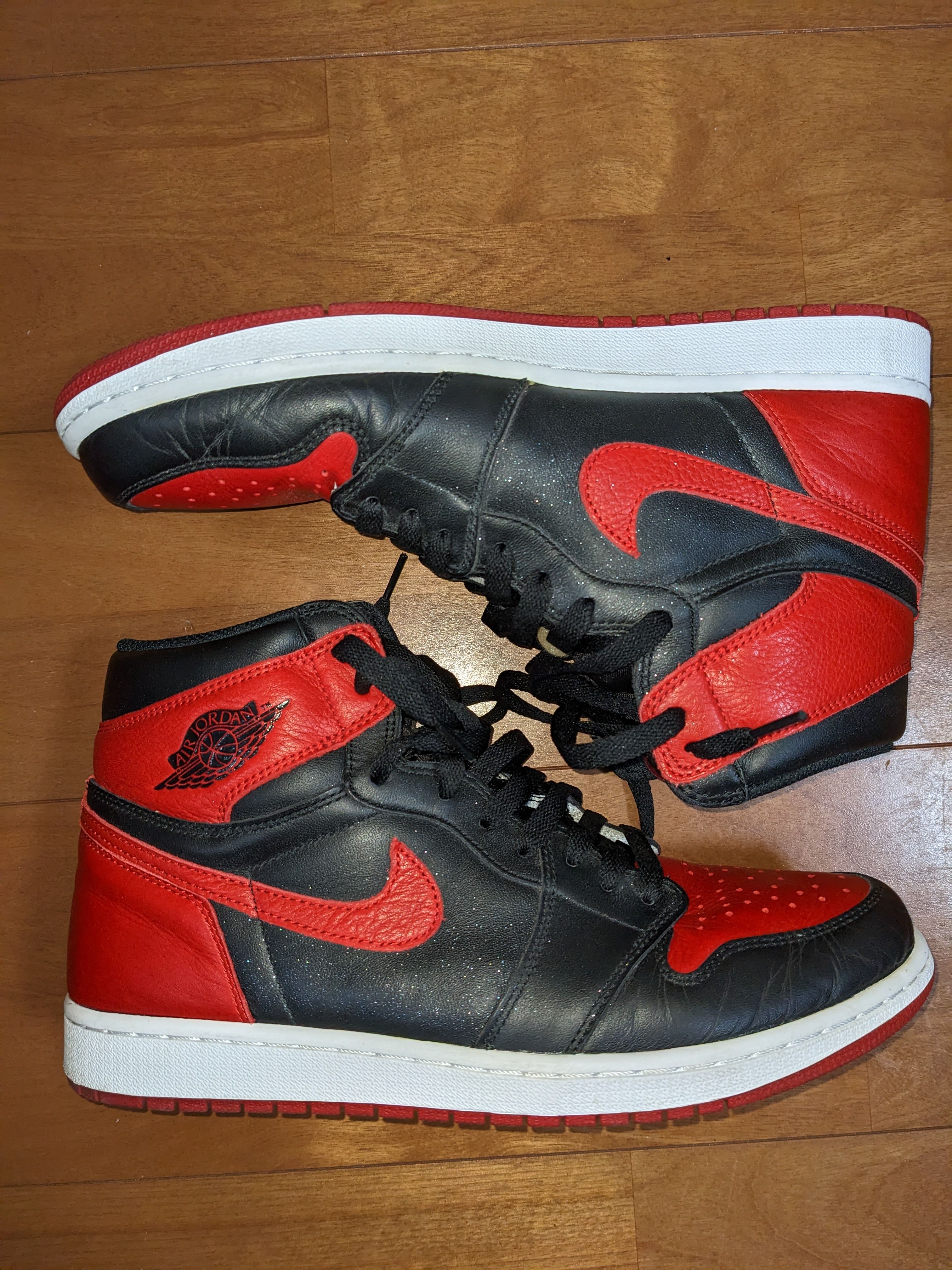 Nike Air Jordan 1 Retro High OG "Bred/Banned" (2016)