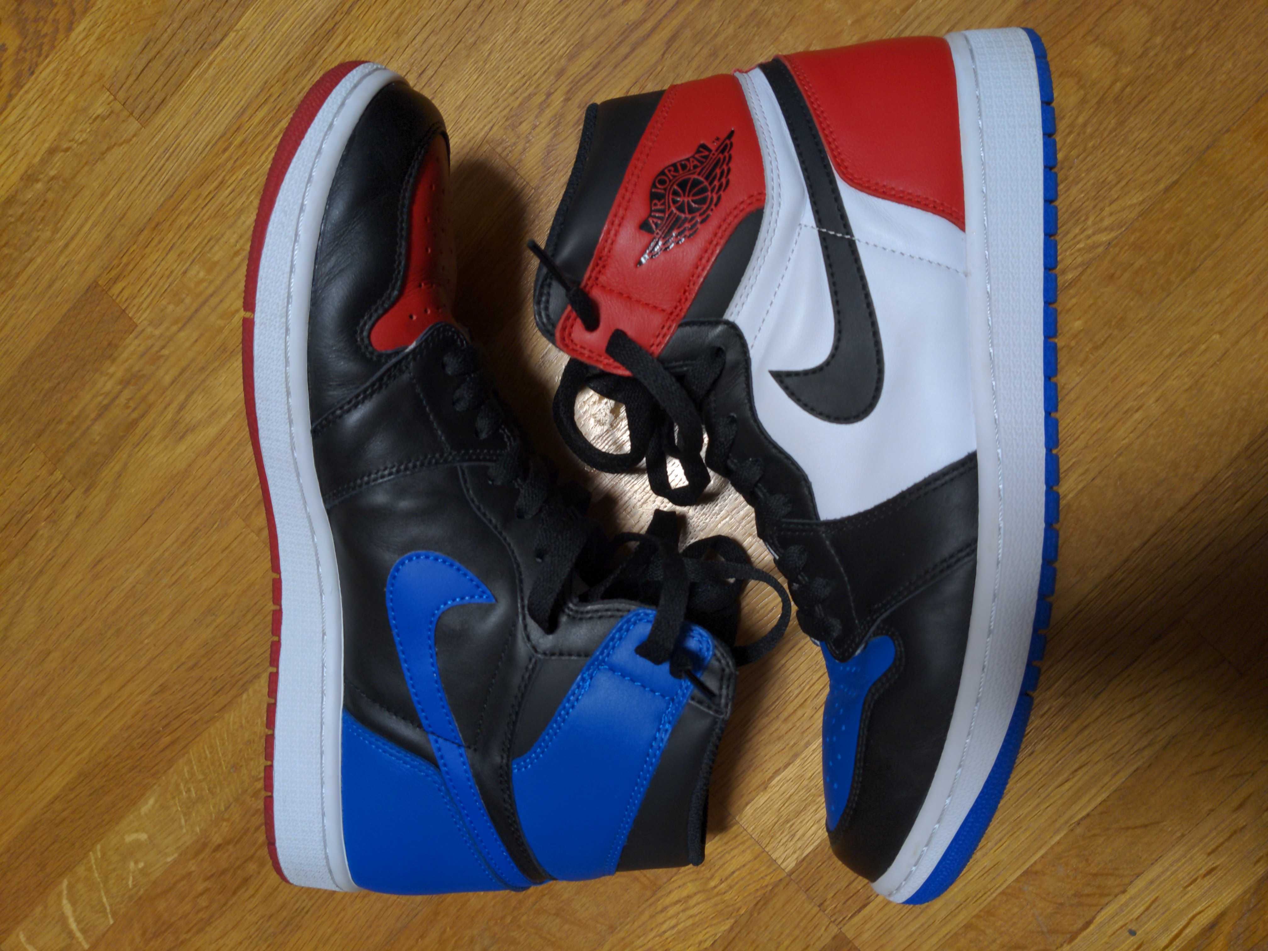 Nike Air Jordan 1 Retro High "Top 3"