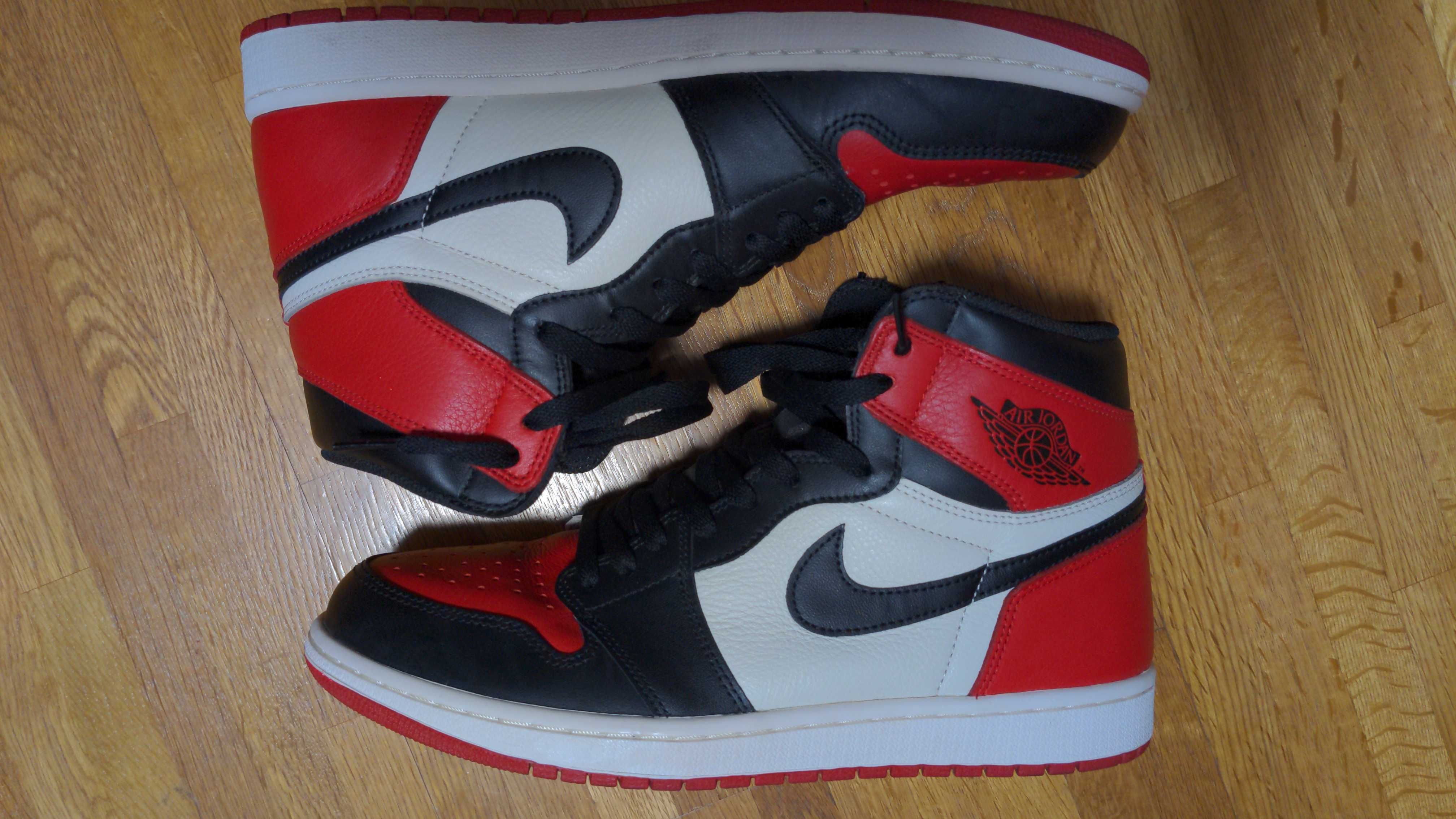 Nike Air Jordan 1 Retro High OG "Bred Toe"