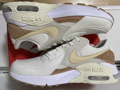 ナイキ エアマックスエクシー コルク 25.0cm | www.ddechuquisaca.gob.bo