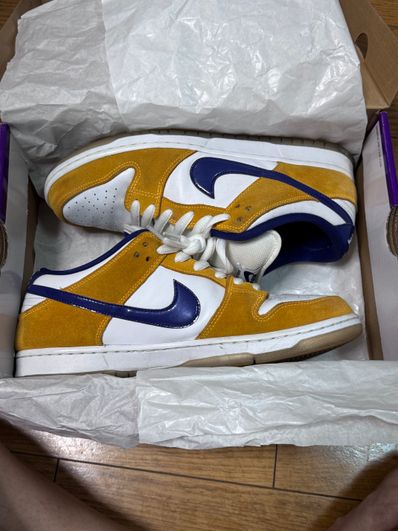 Nike SB Dunk Low "Laser Orange"
