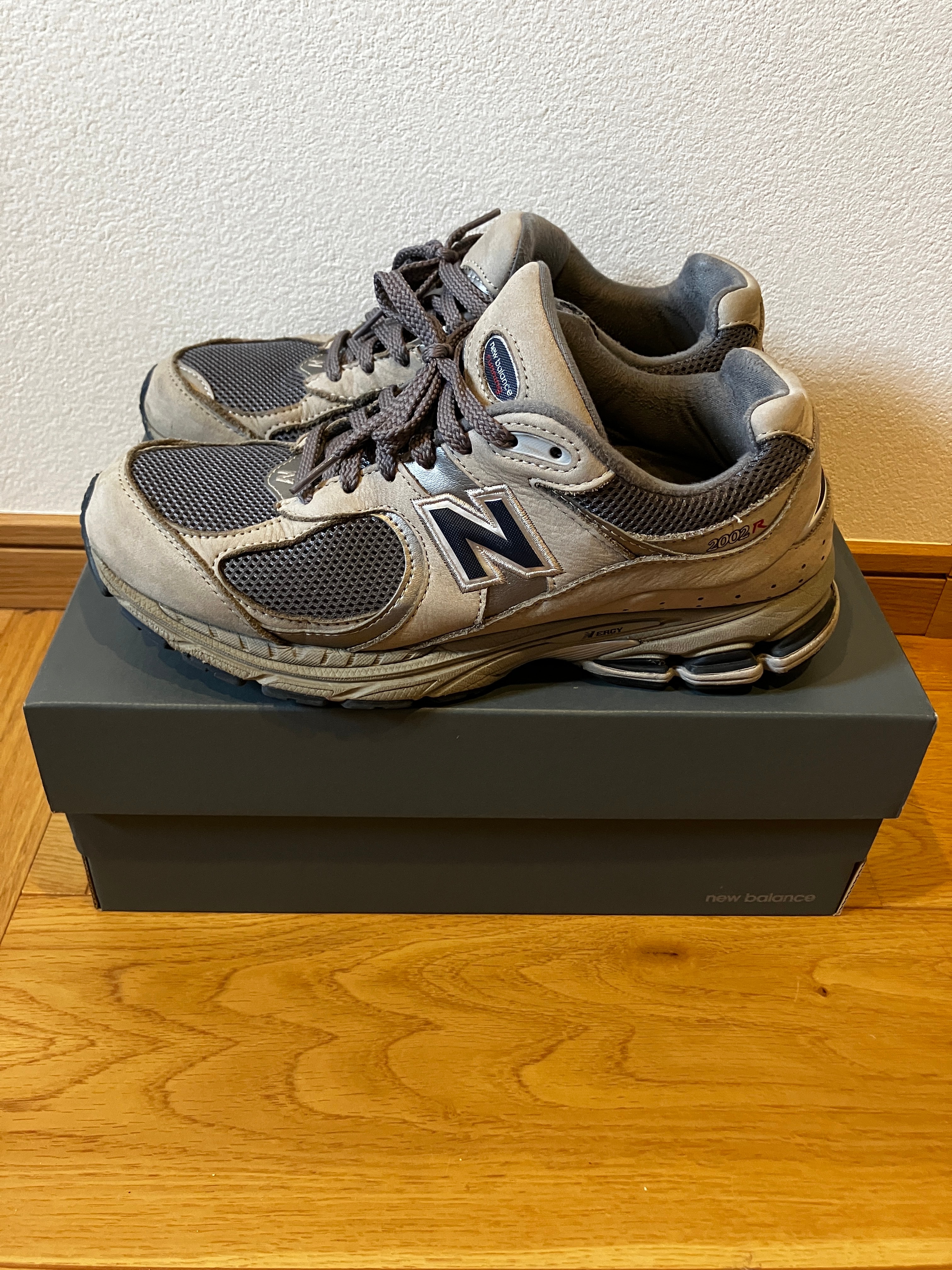 New Balance 2002R "Gray"