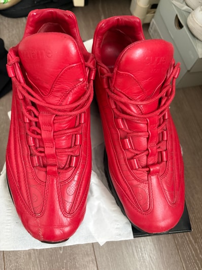 Supreme × Nike Air Max 95 Lux "Red"