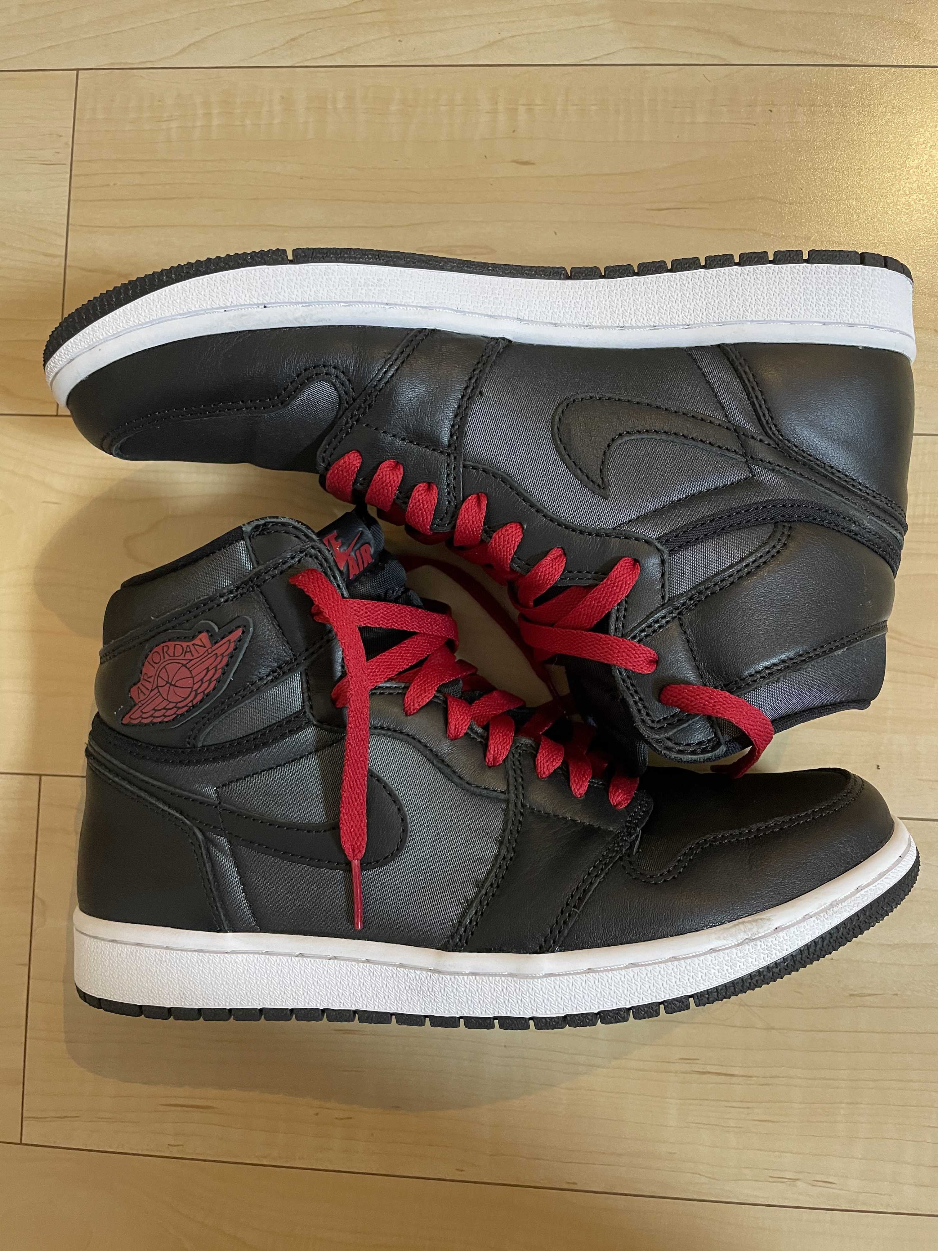 Nike Air Jordan 1 Retro High OG "Black/Metallic Silver/Gym Red"  