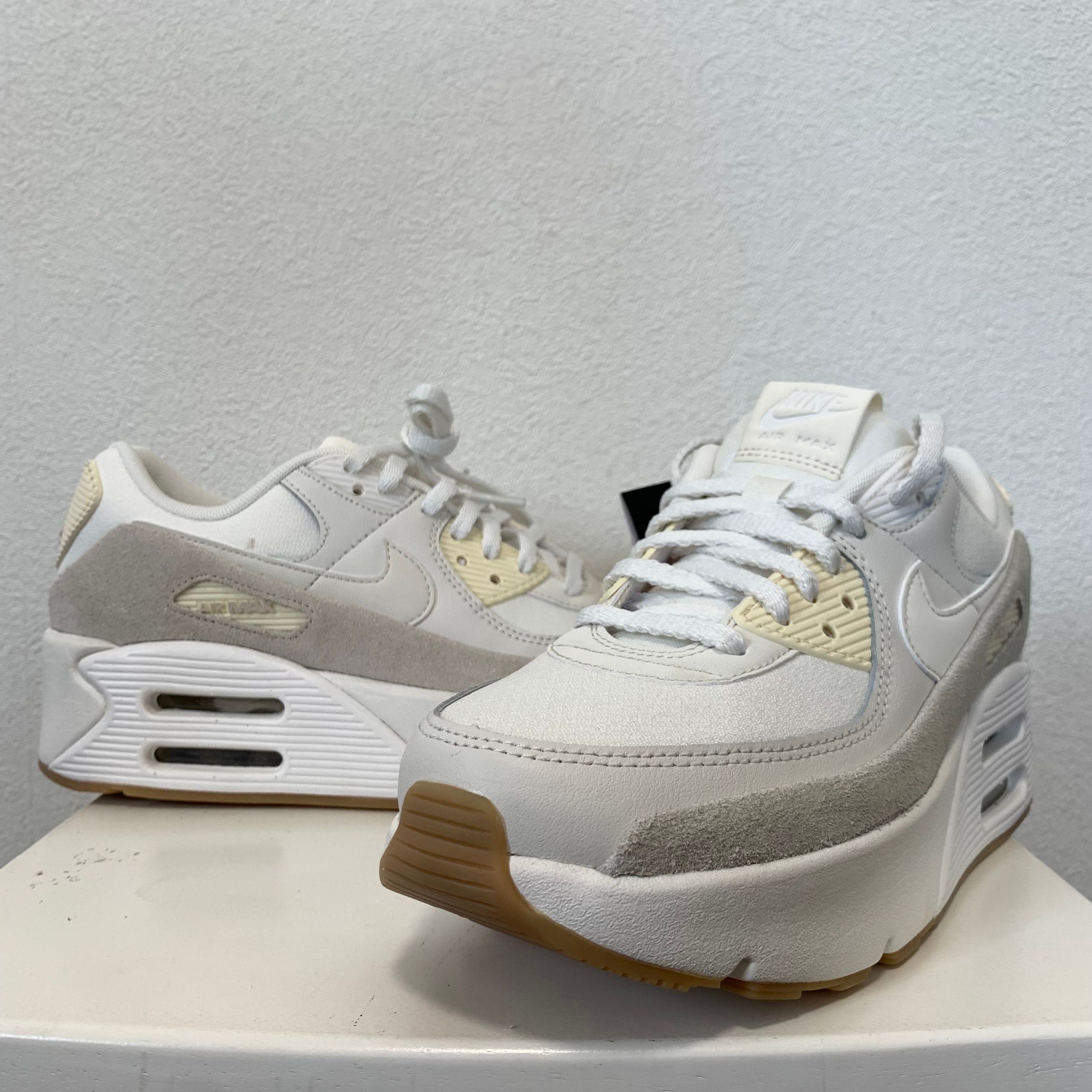 Nike Women's Air Max 90 LV8 "Sail/Phantom/Light Ore Wood Brown"