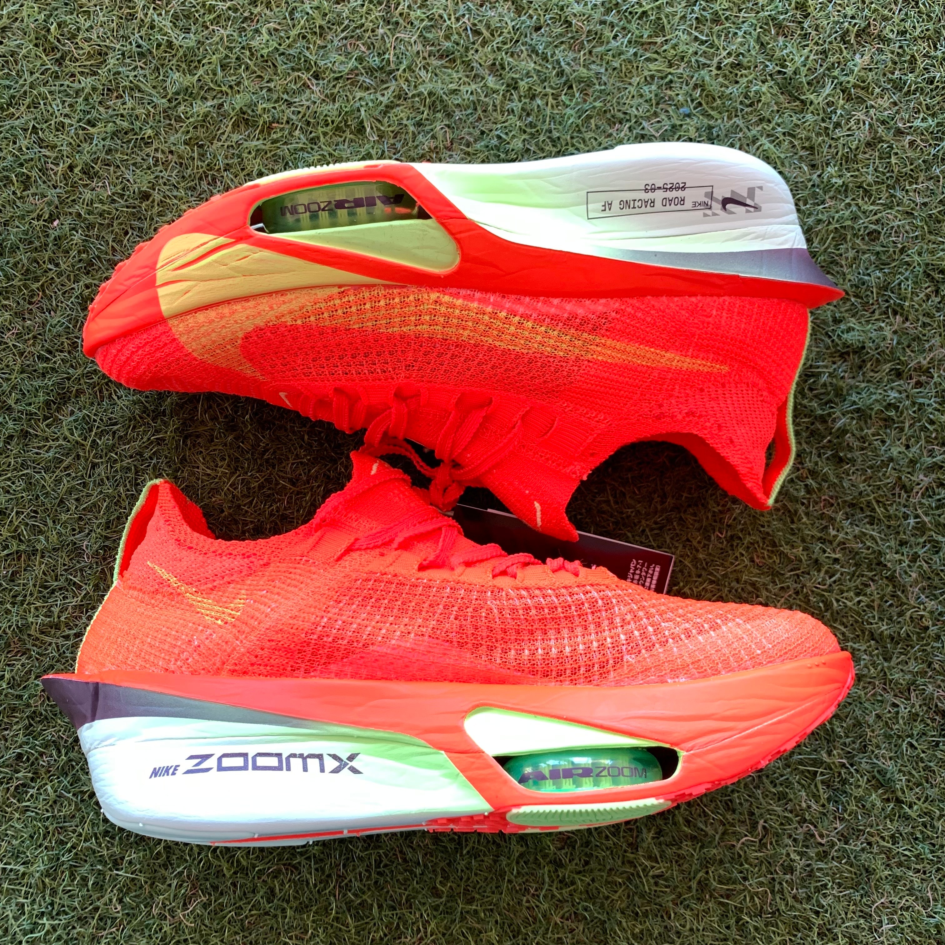 ナイキ エアズームX アルファフライ3 "ブライトクリムゾン"