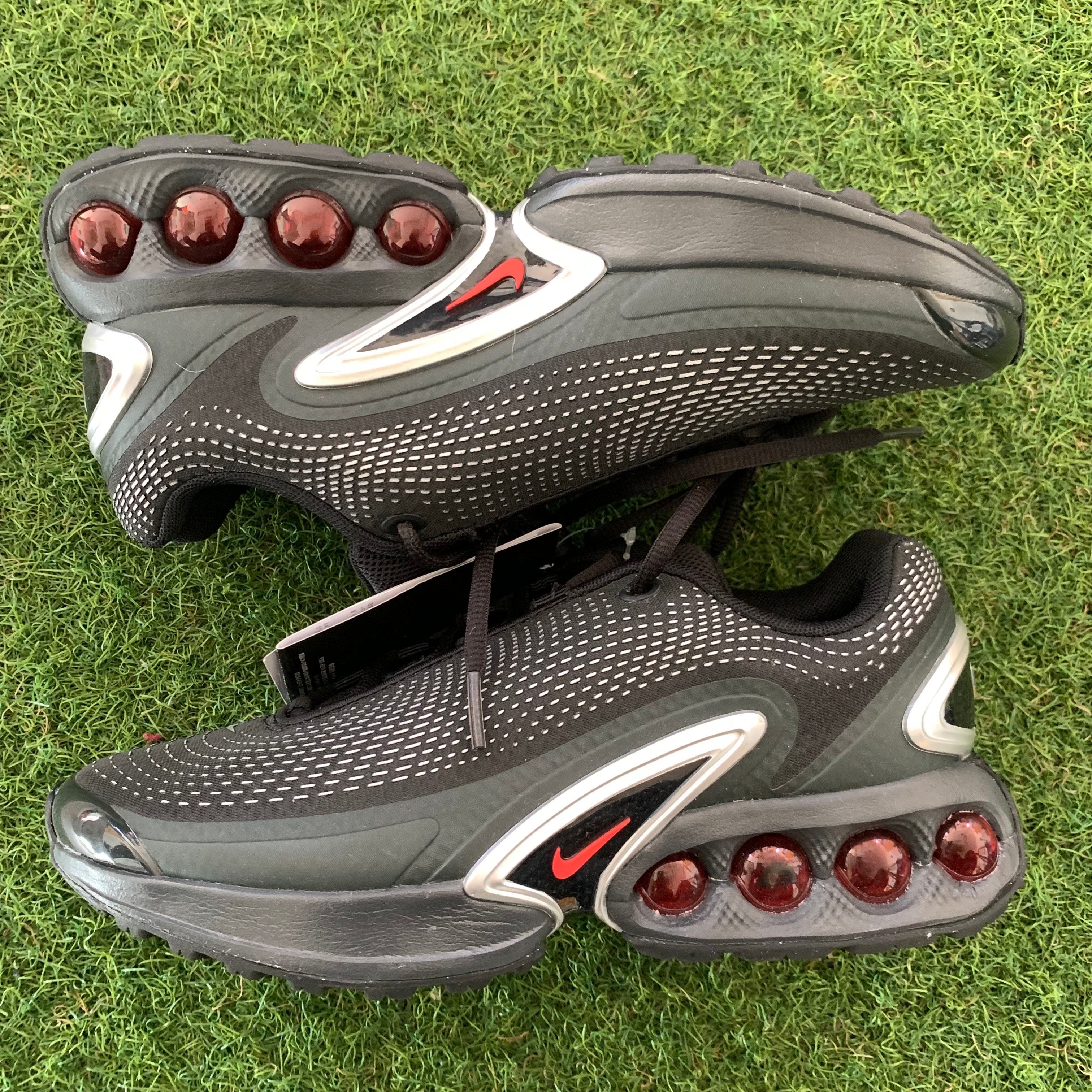 Nike Air Max DN "Black/Metallic Silver/University Red"