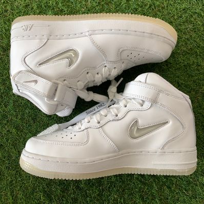 Nike Air Force 1 Mid ’07 Color of the Month "White Jewel"