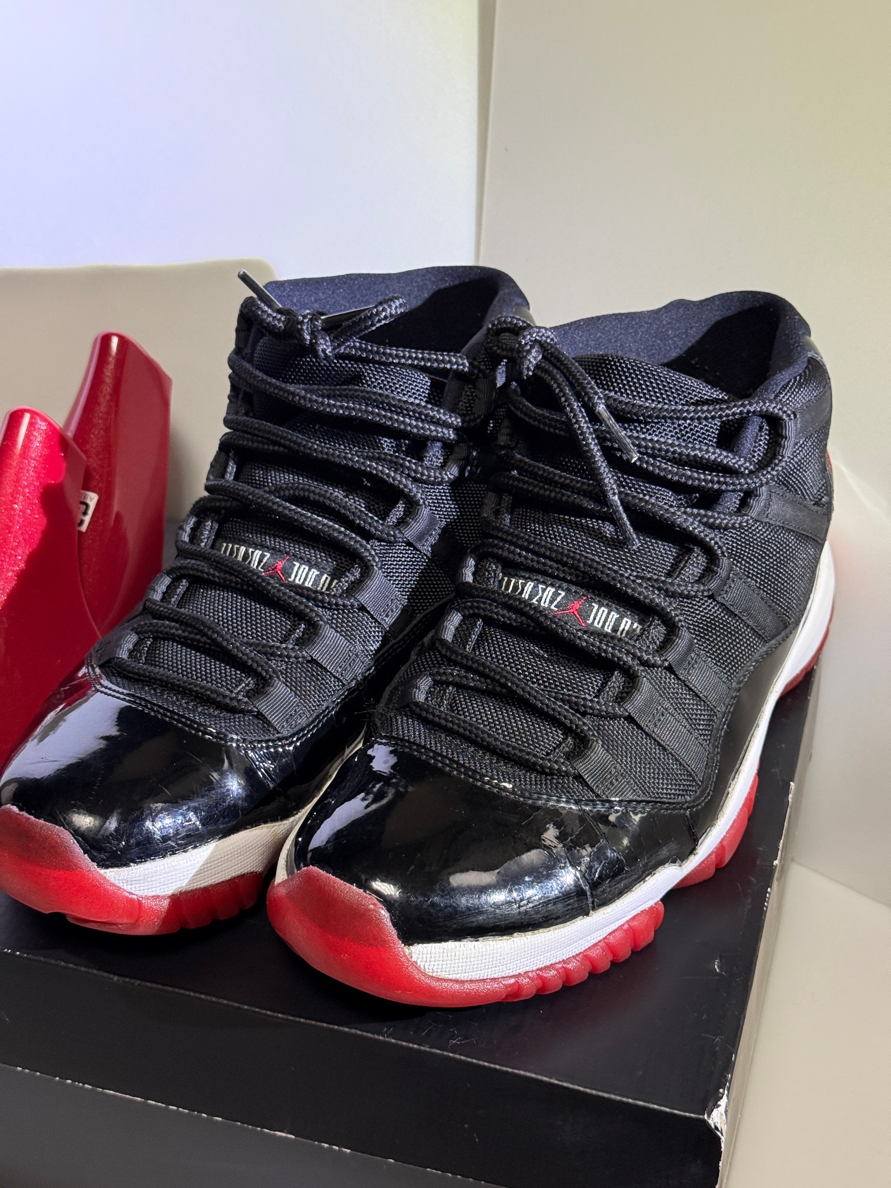 Nike Air Jordan 11 Retro "Playoffs" (2012)