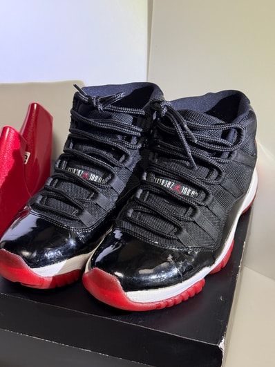 Nike Air Jordan 11 Retro "Playoffs" (2012)