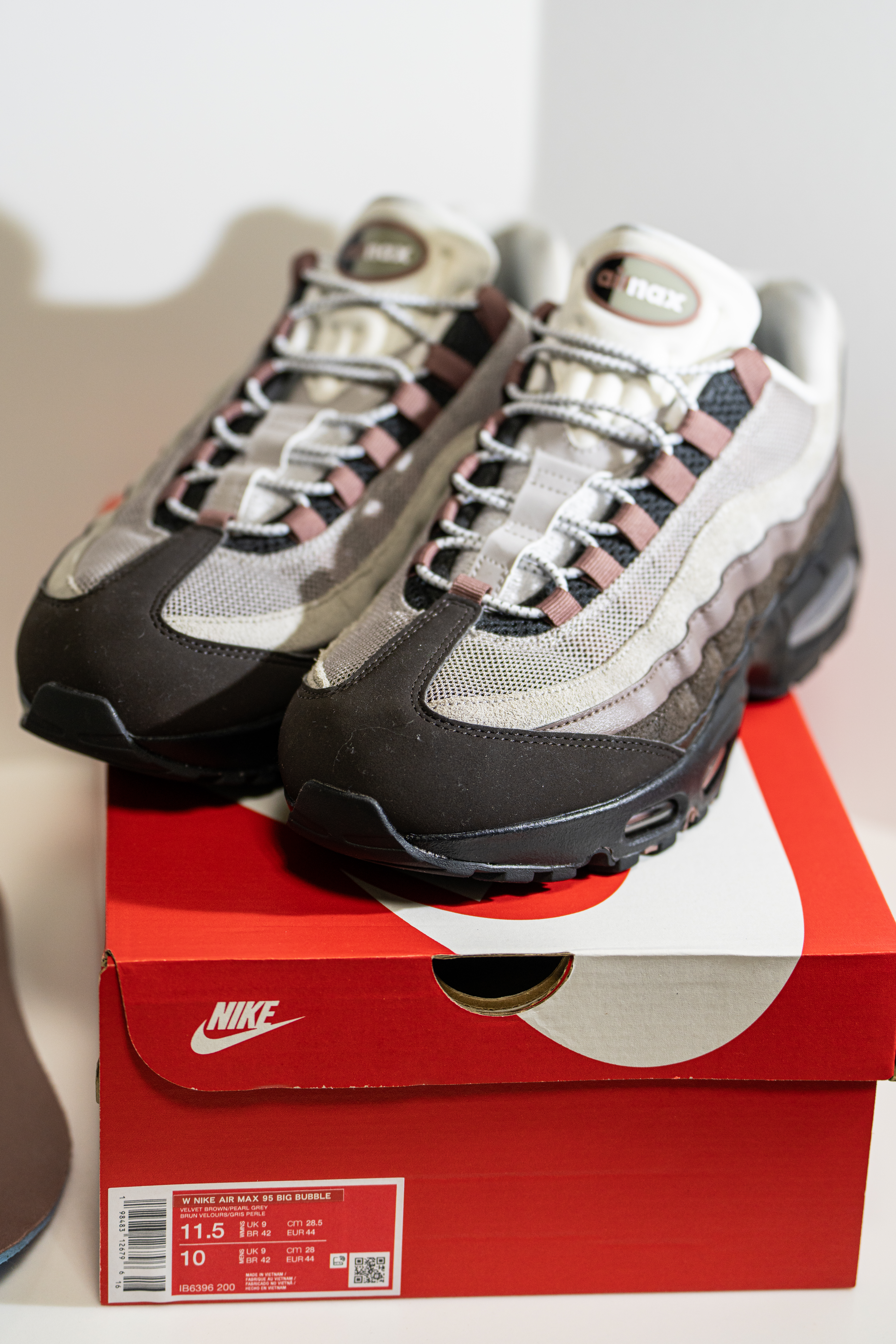 Nike Women's Air Max 95 OG Big Bubble "Velvet Brown"