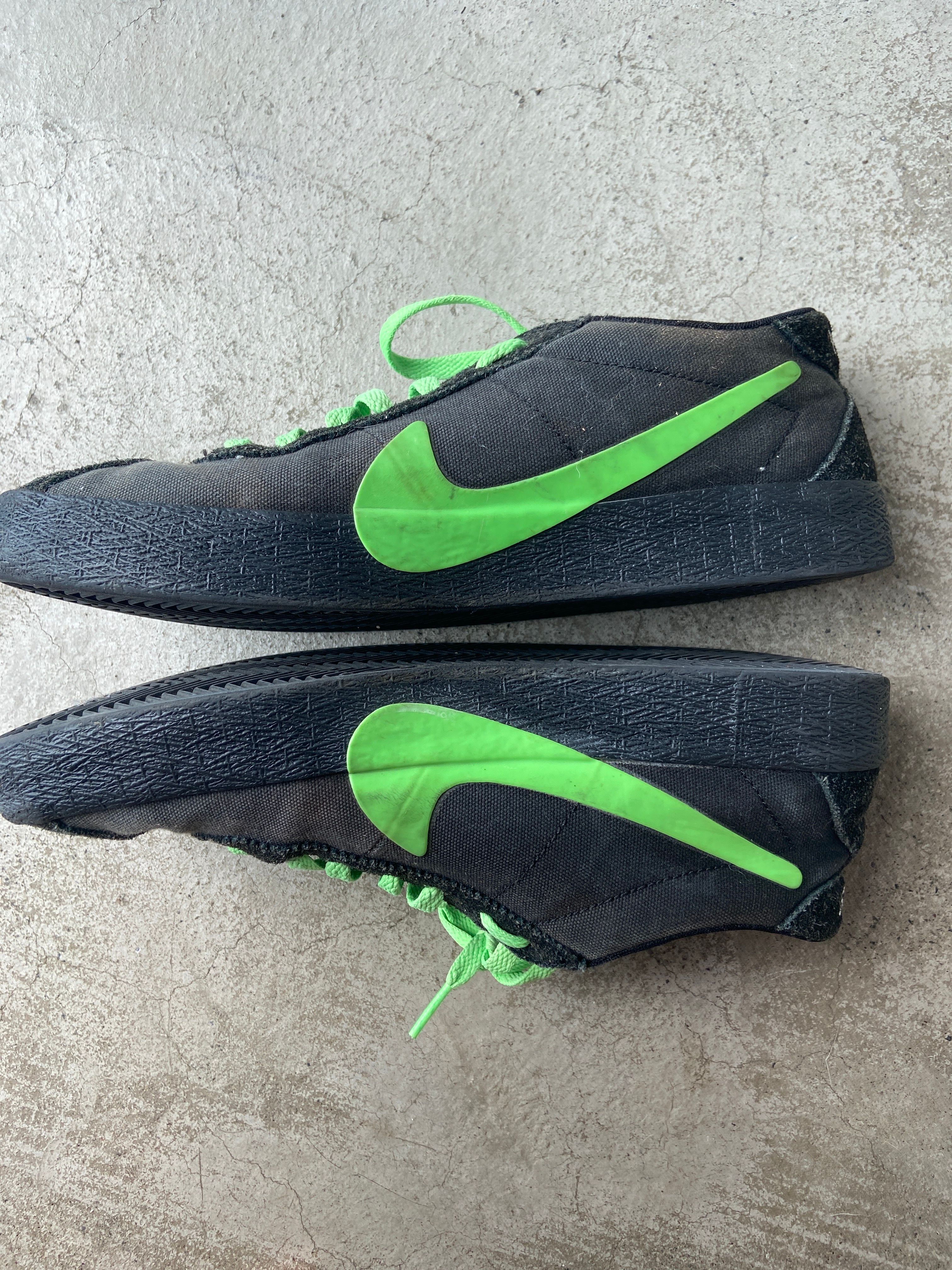 Poets × Nike SB Bruin QS