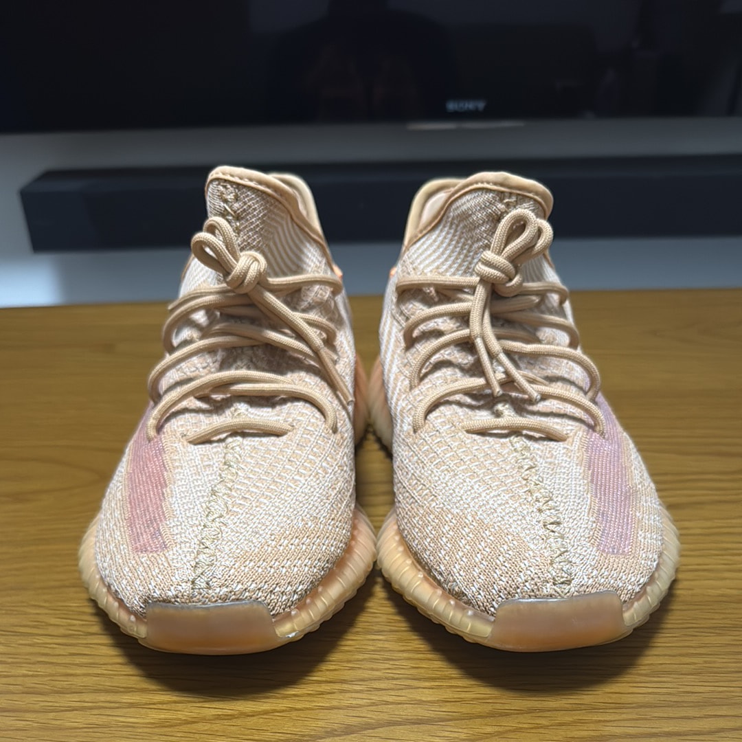 イージー イージーブースト350 V2 (YEEZY Yeezy Boost 350 V2) の新作