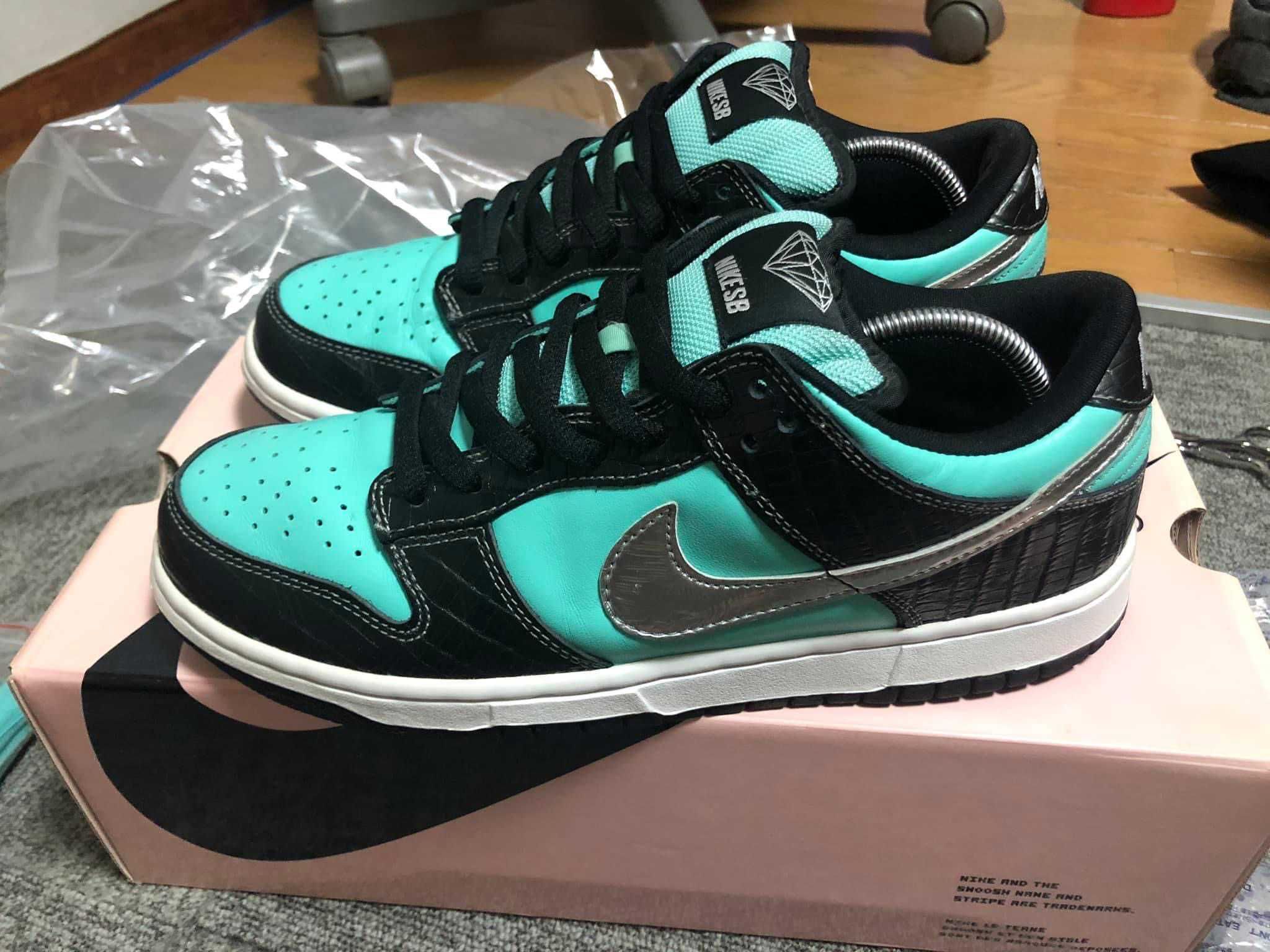 Nike SB Dunk Low Diamond Suppil Co. "Tiffany"