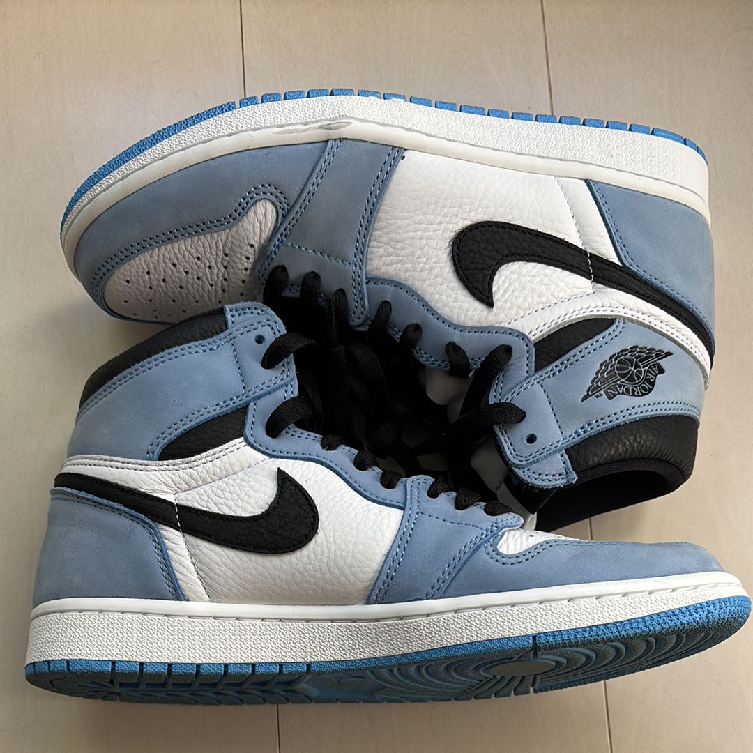Nike Air Jordan 1 High OG "University Blue"