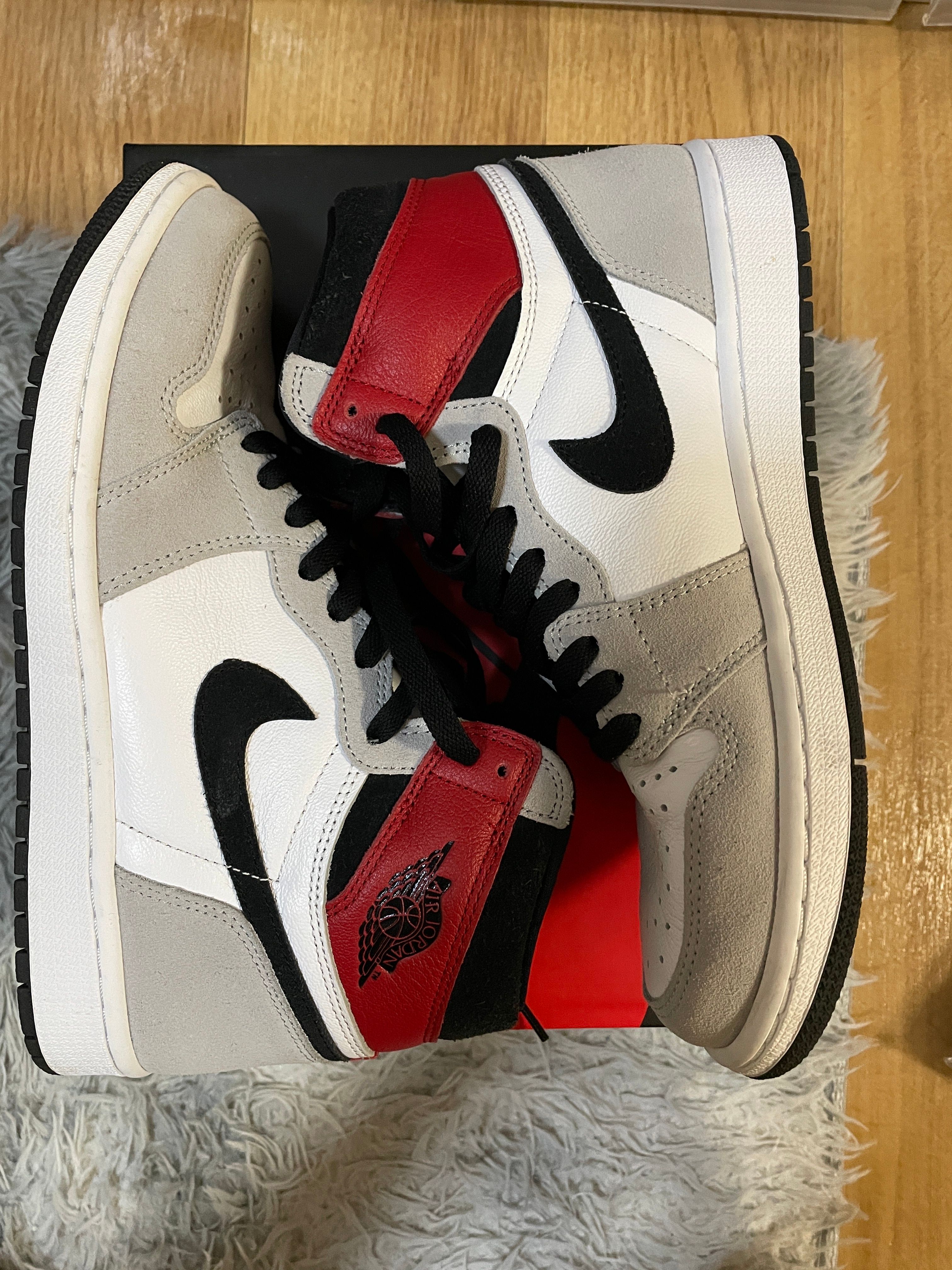 Nike Air Jordan 1 High OG "White/Black/Light Smoke Grey"