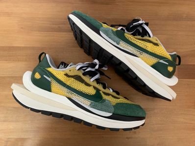 sacai × Nike Vapor Waffle "Tour Yellow/Stadium Green-Sail"