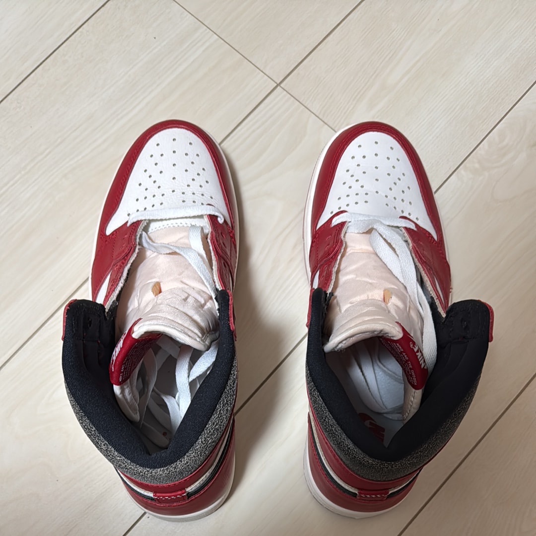 Nike Air Jordan 1 High OG "Lost & Found/Chicago"