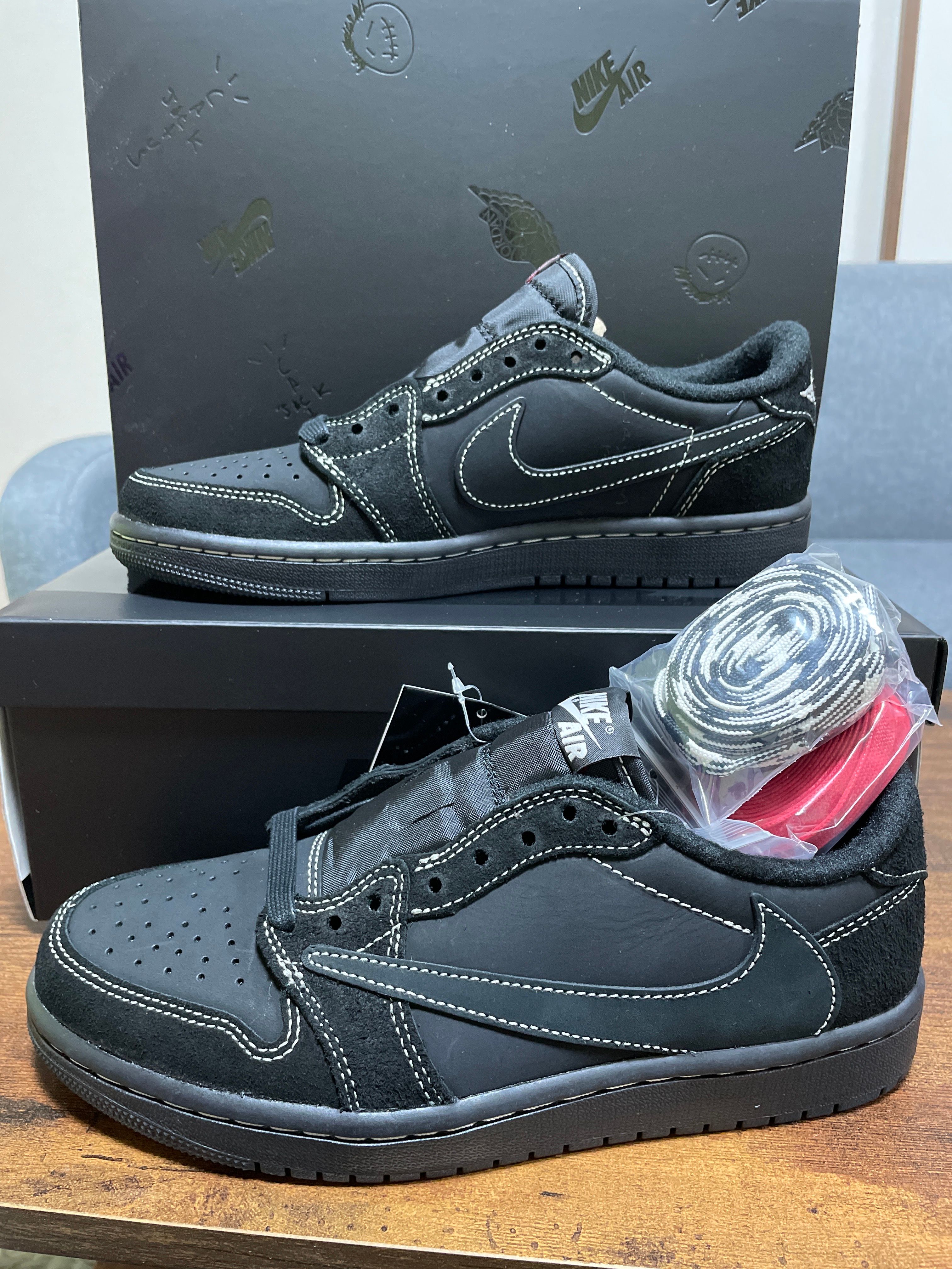 Travis Scott × Nike Air Jordan 1 Low OG SP "Black Phantom"