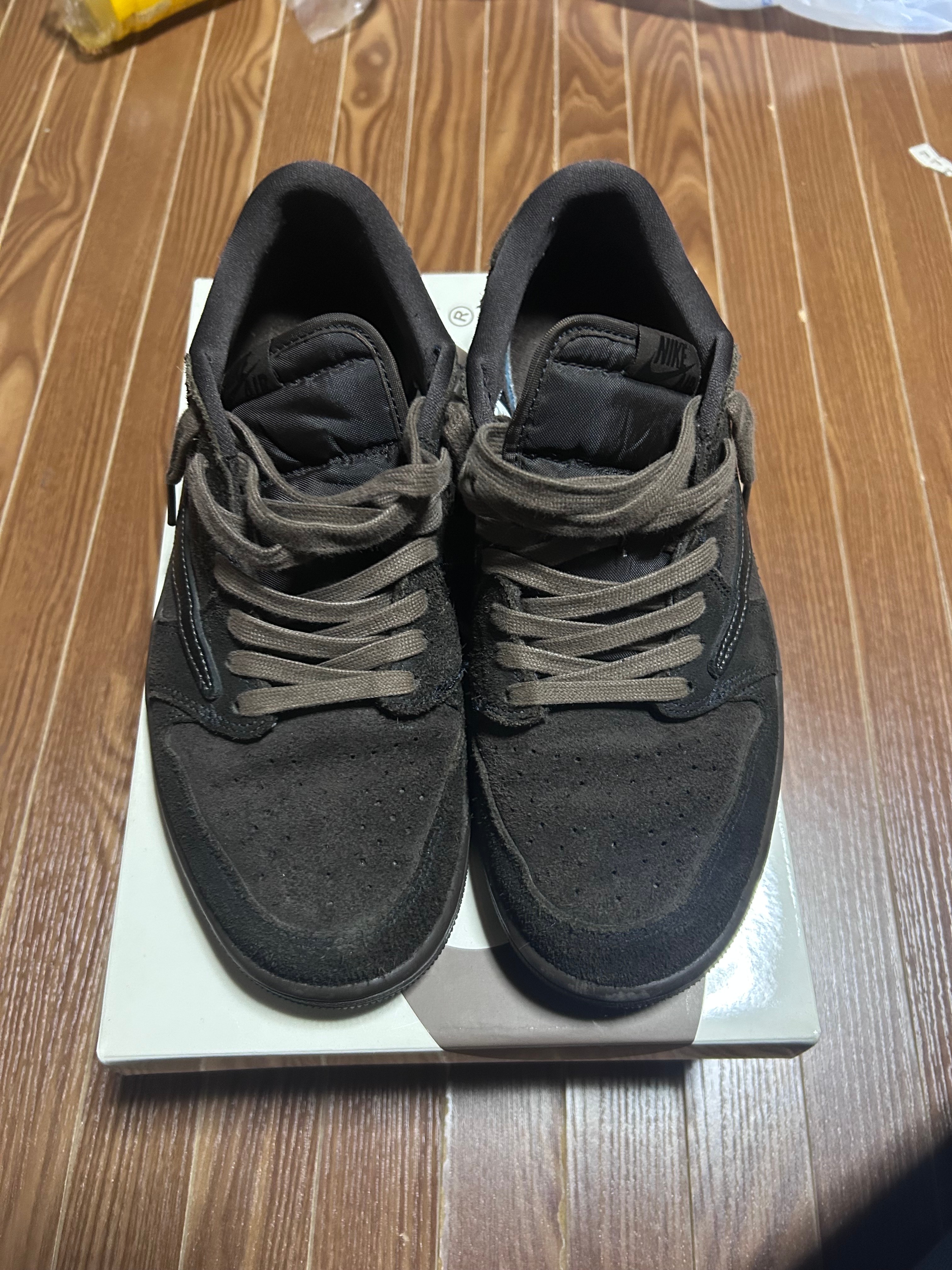 Travis Scott × Nike Air Jordan 1 Low OG SP "Velvet Brown and Dark Mocha"