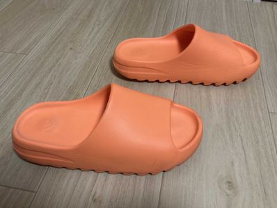 adidas YEEZY Slide "Enflame Orange"