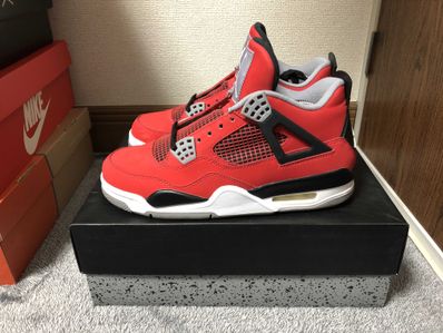 Nike Air Jordan 4 Retro "Toro Bravo"