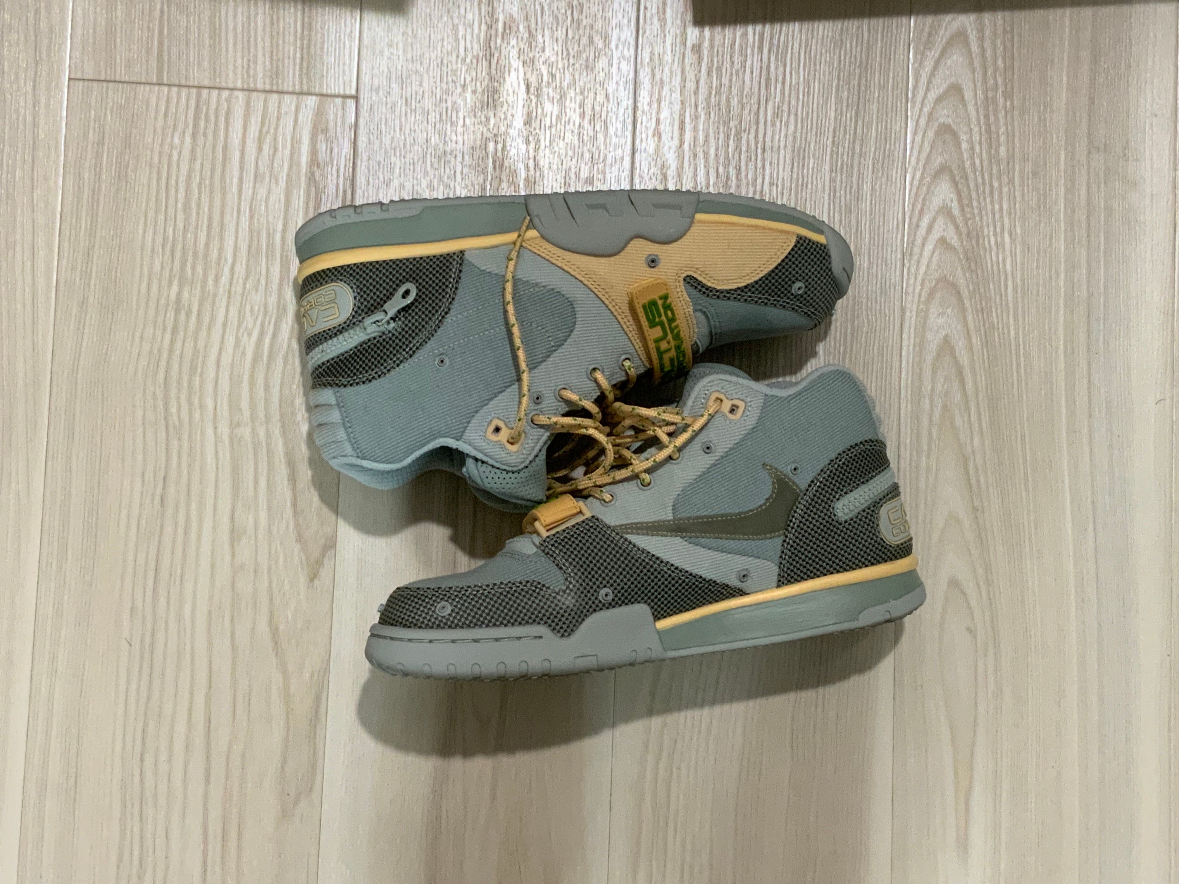 Travis Scott × Nike Air Trainer 1 SP "Grey Haze and Dusty Sage"