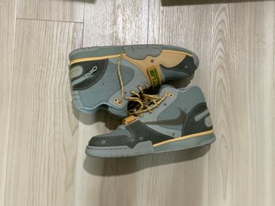 Travis Scott × Nike Air Trainer 1 SP "Grey Haze and Dusty Sage"