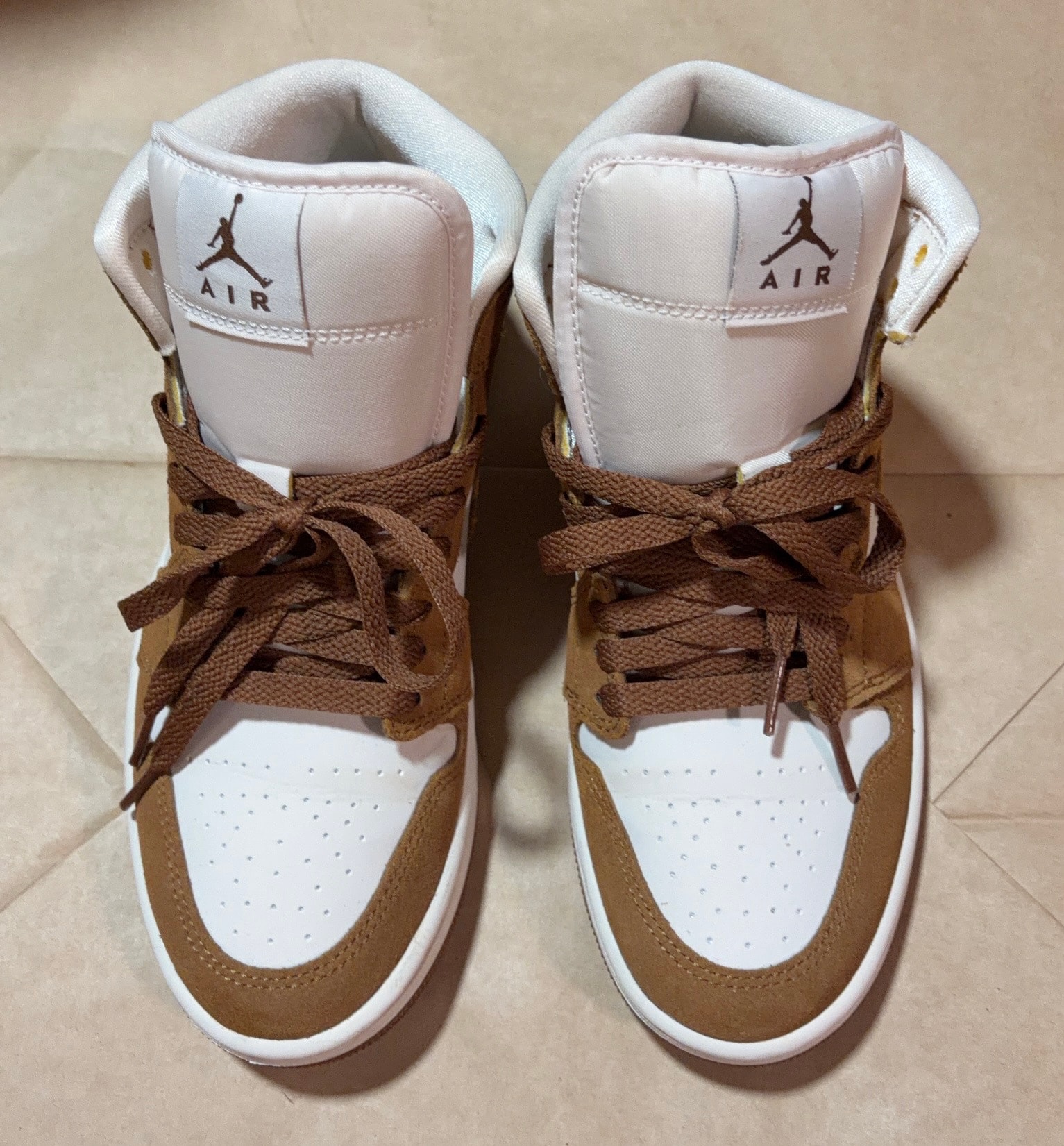 Nike Women's Air Jordan 1 Mid "Light British Tan/Chalk"