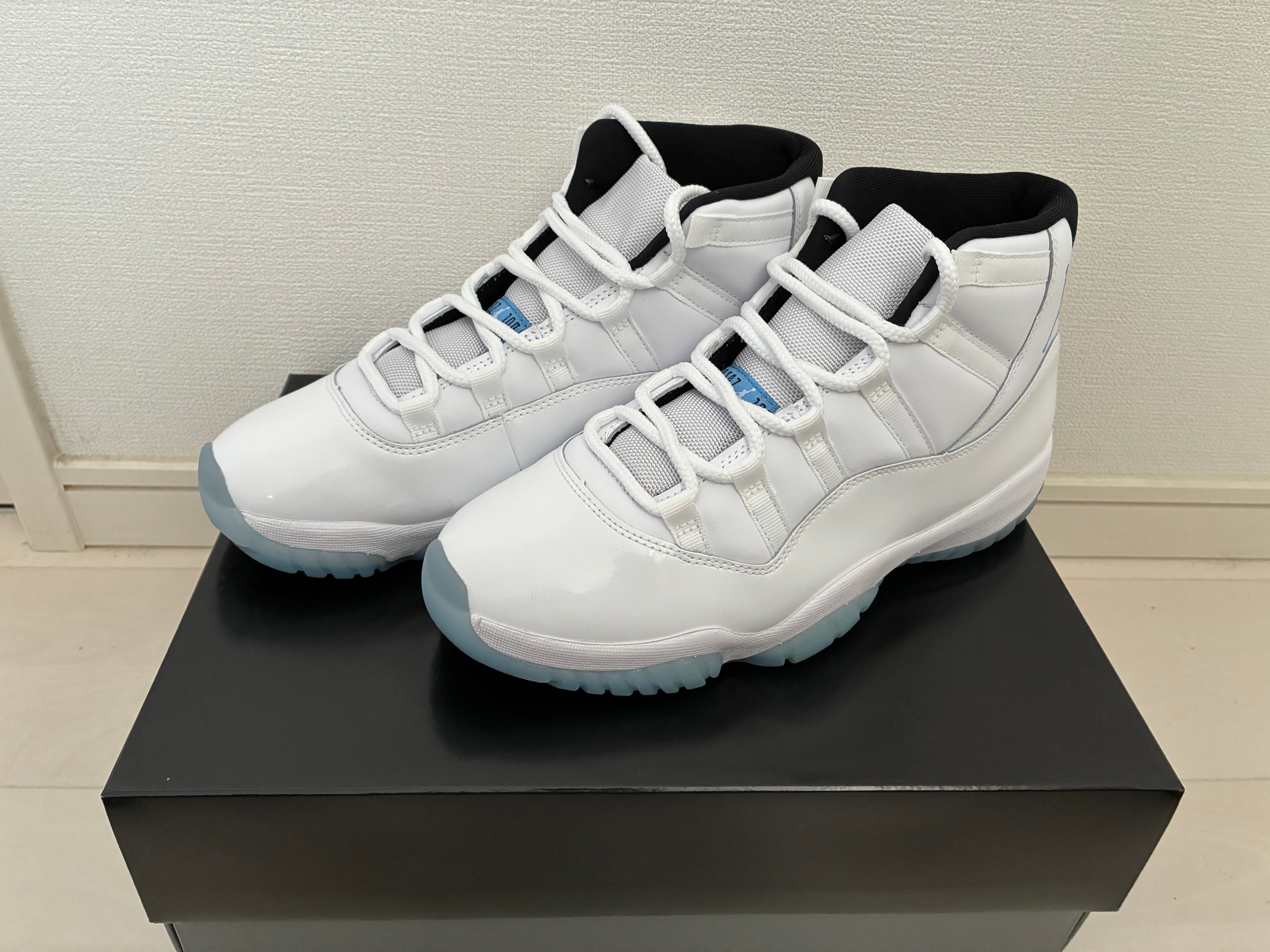 Nike Air Jordan 11 Retro "White/Legend Blue"