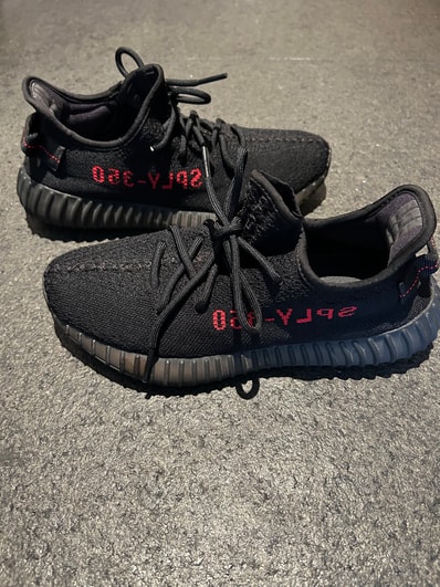 adidas YEEZY Boost 350 V2 "Core Black/Red" (2020)