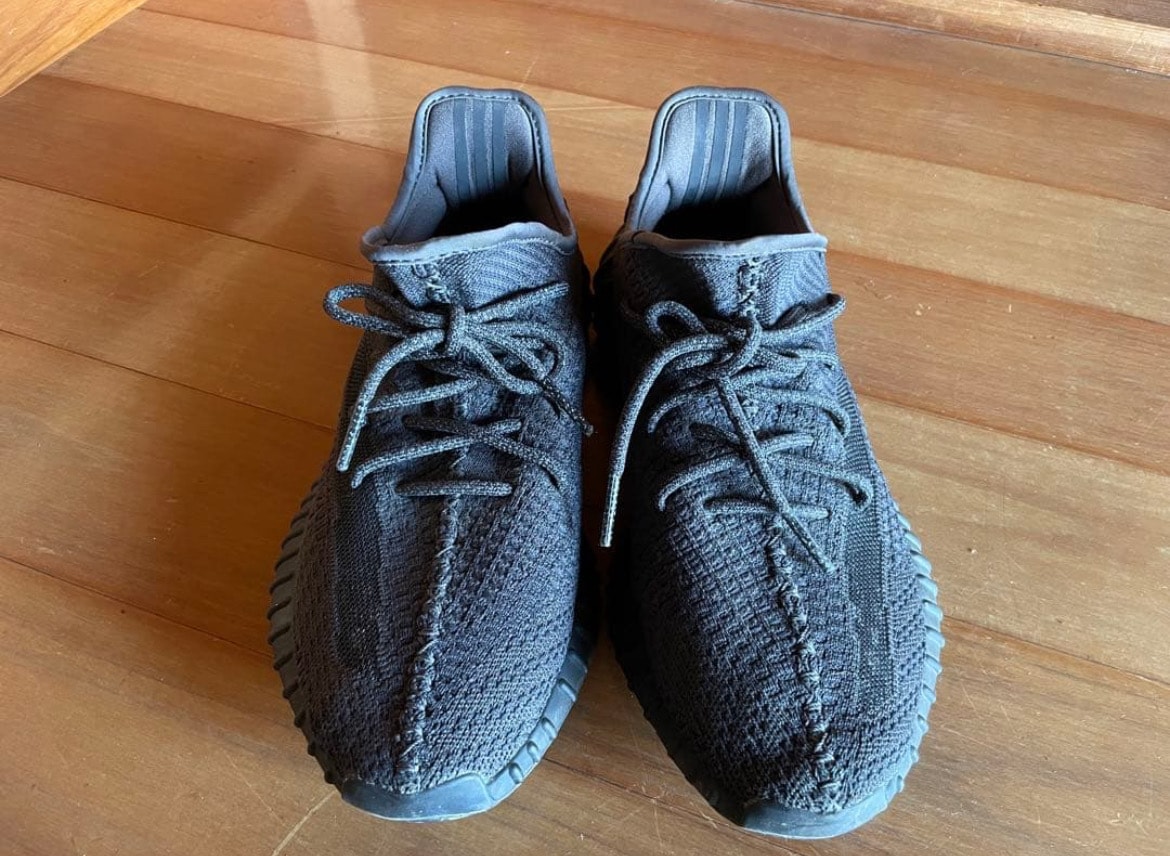 adidas YEEZY Boost 350 V2 "Black"