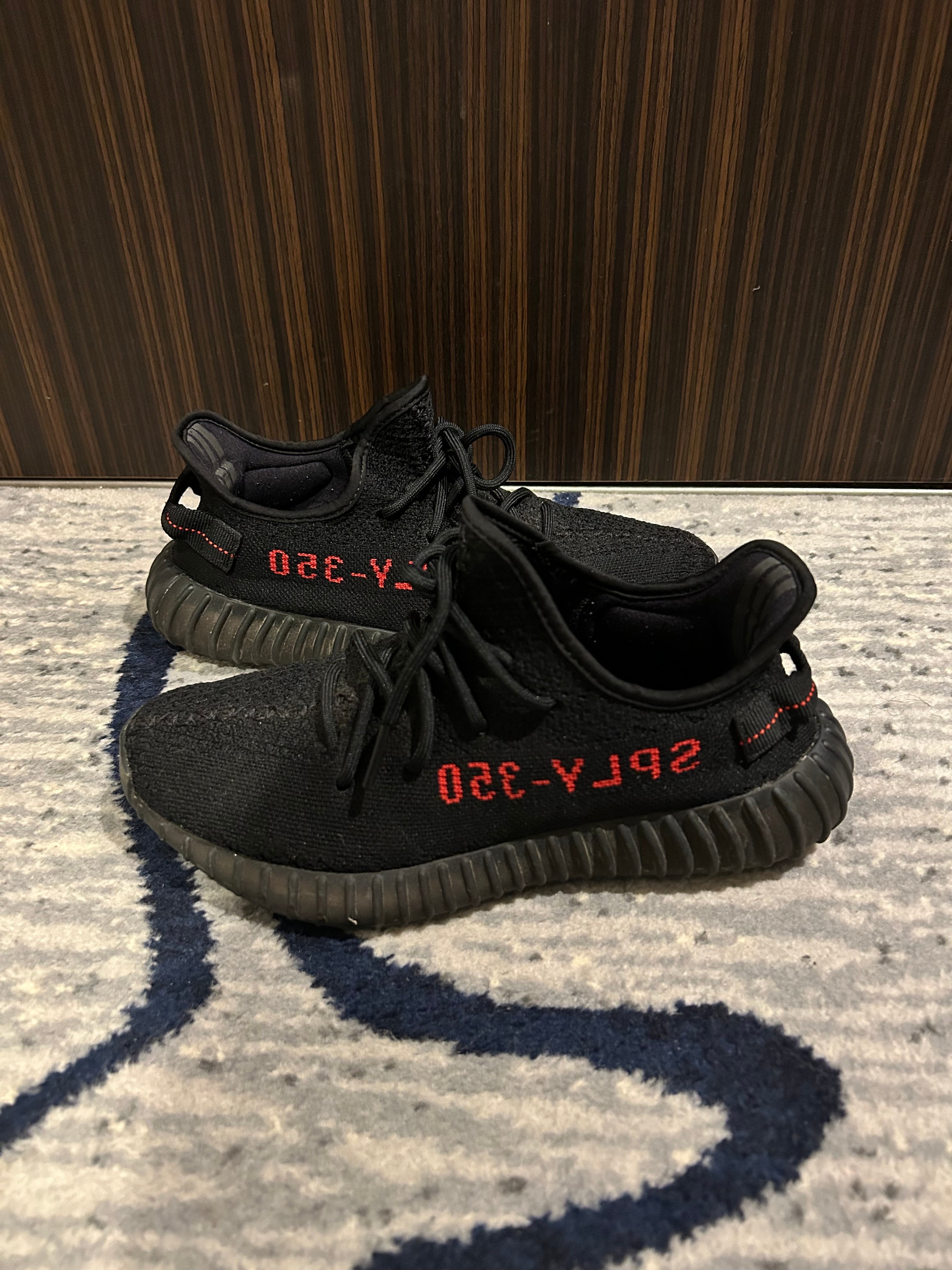 adidas YEEZY Boost 350 V2 "Core Black/Red" (2020)