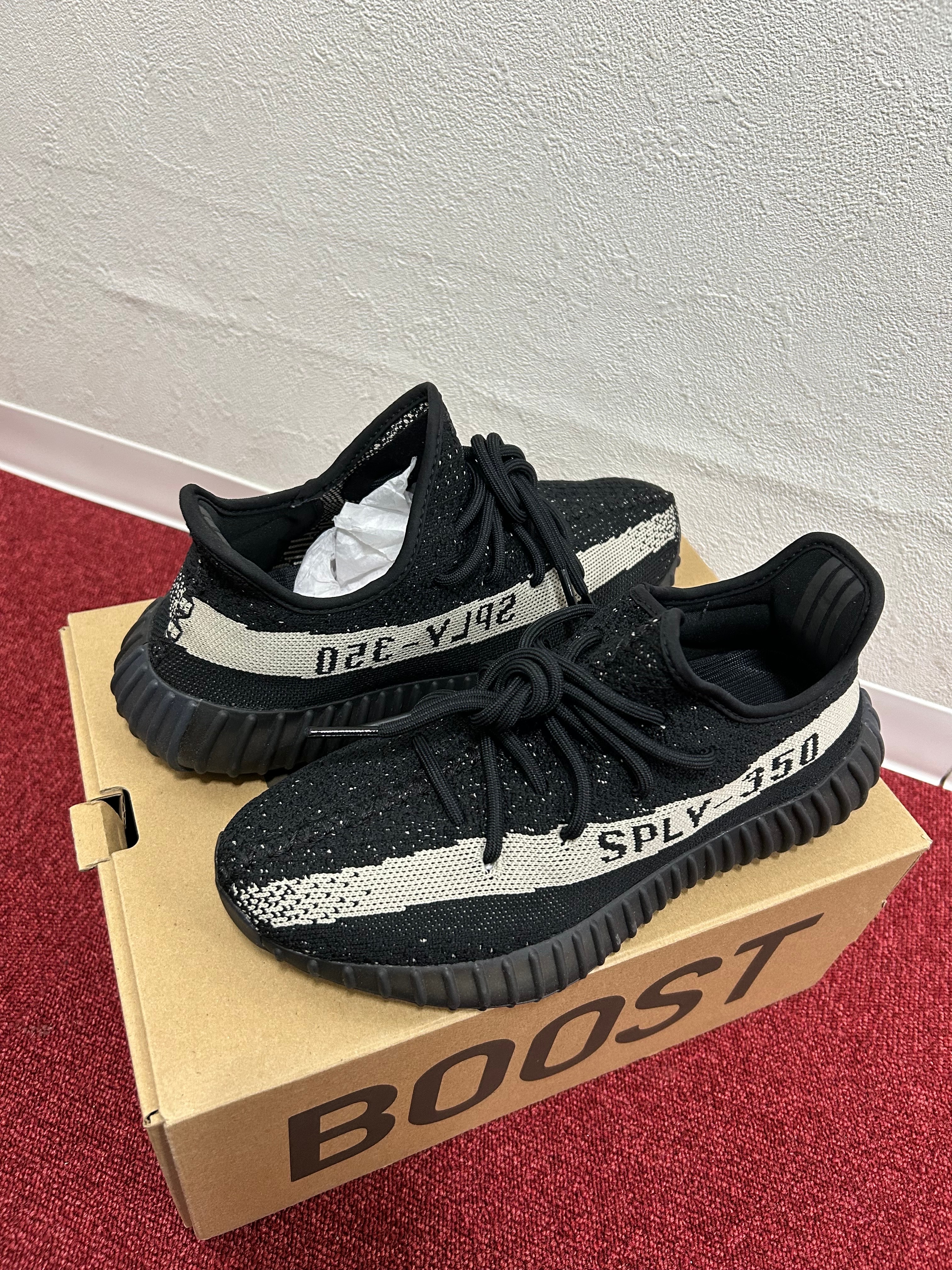 アディダス イージーブースト350V2 "オレオ"