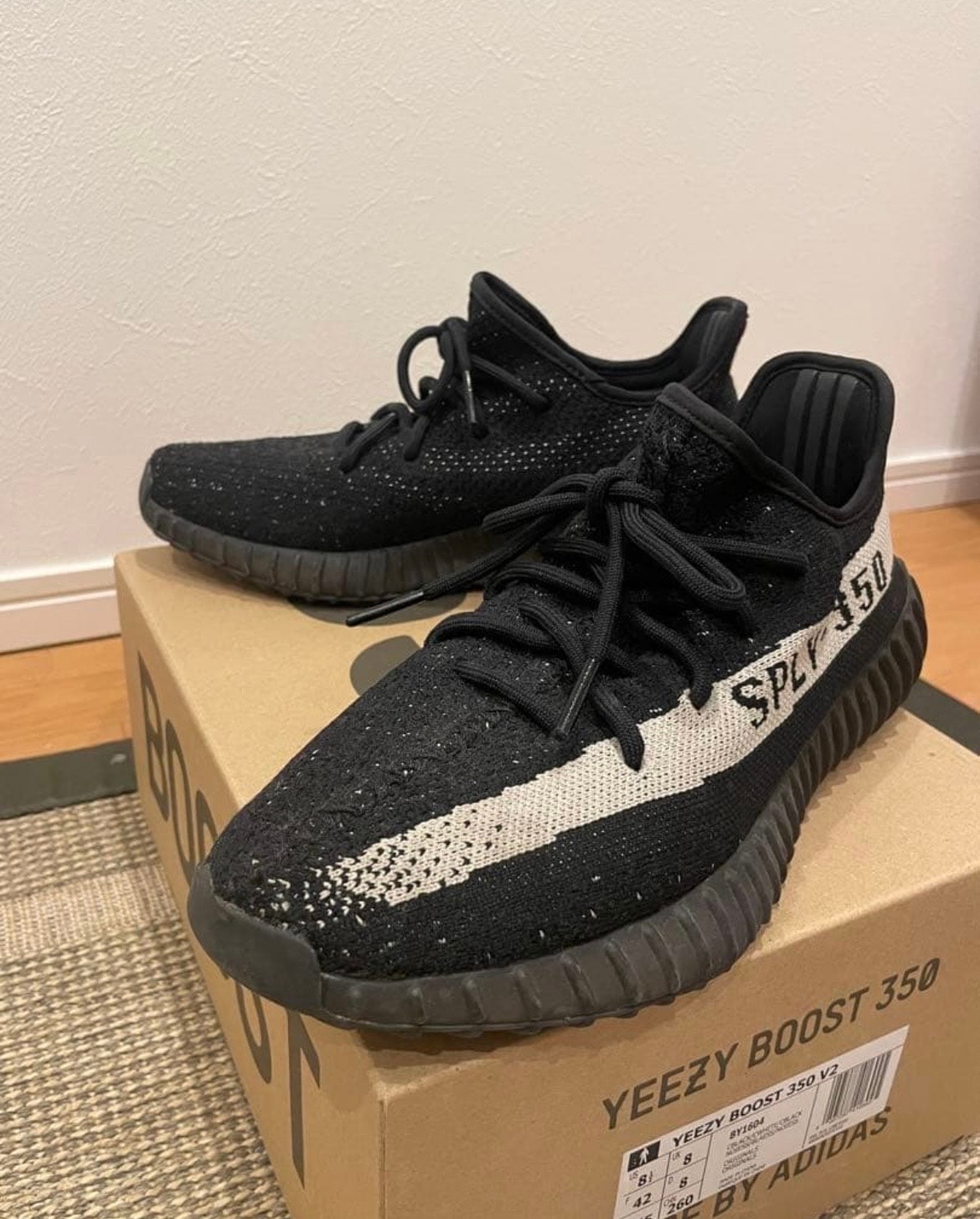 イージーブースト 350 V2(YEEZY BOOST 350 V2)/イージー 人気の新作を