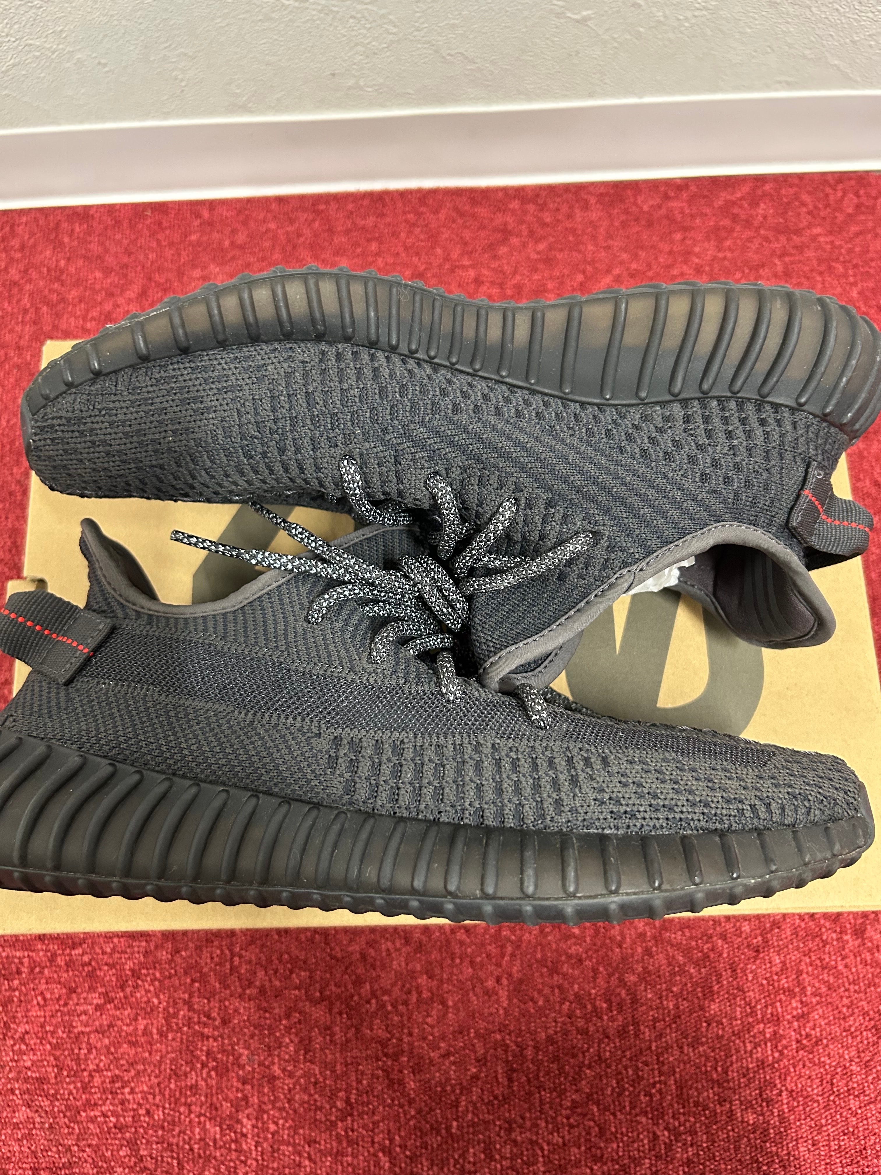 adidas YEEZY Boost 350 V2 "Black"