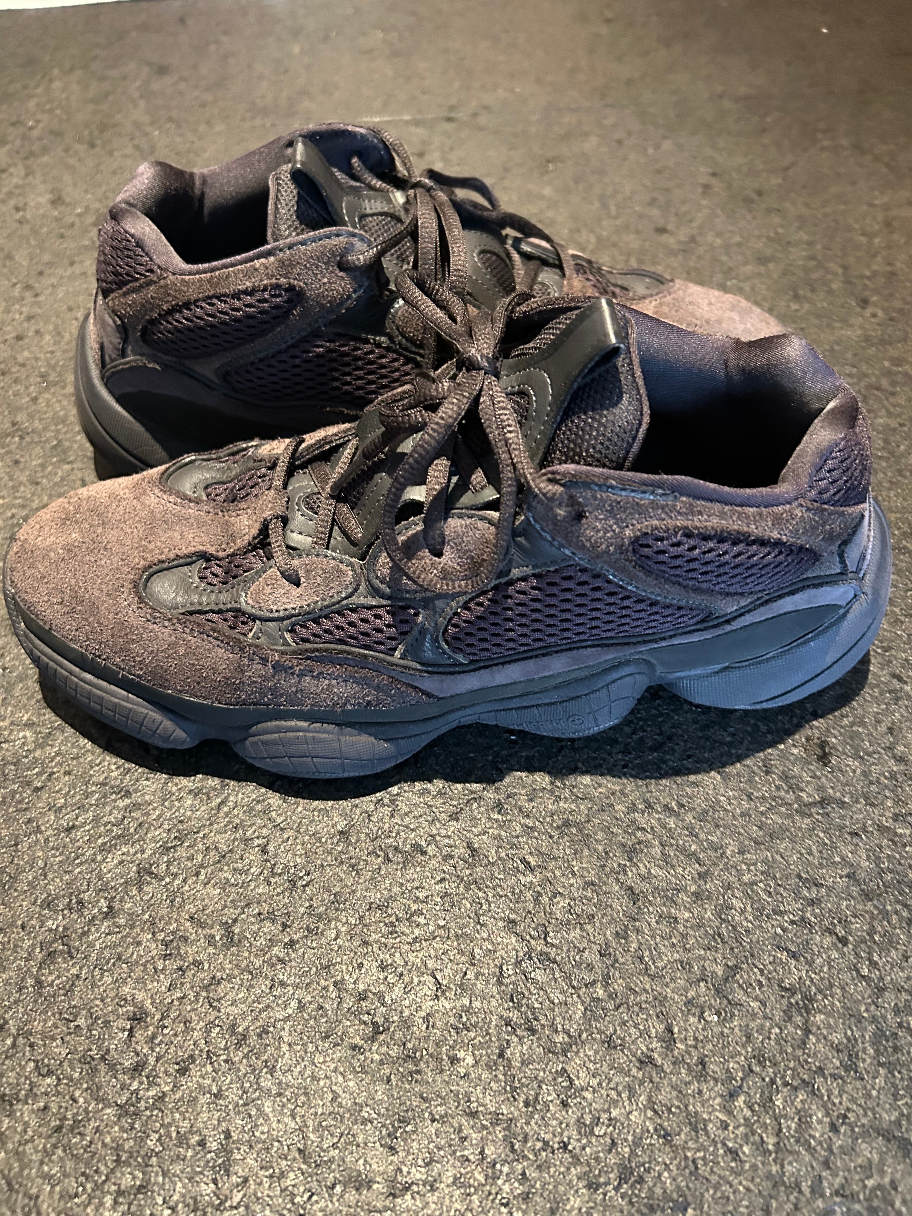 adidas YEEZY 500 "Utility Black"