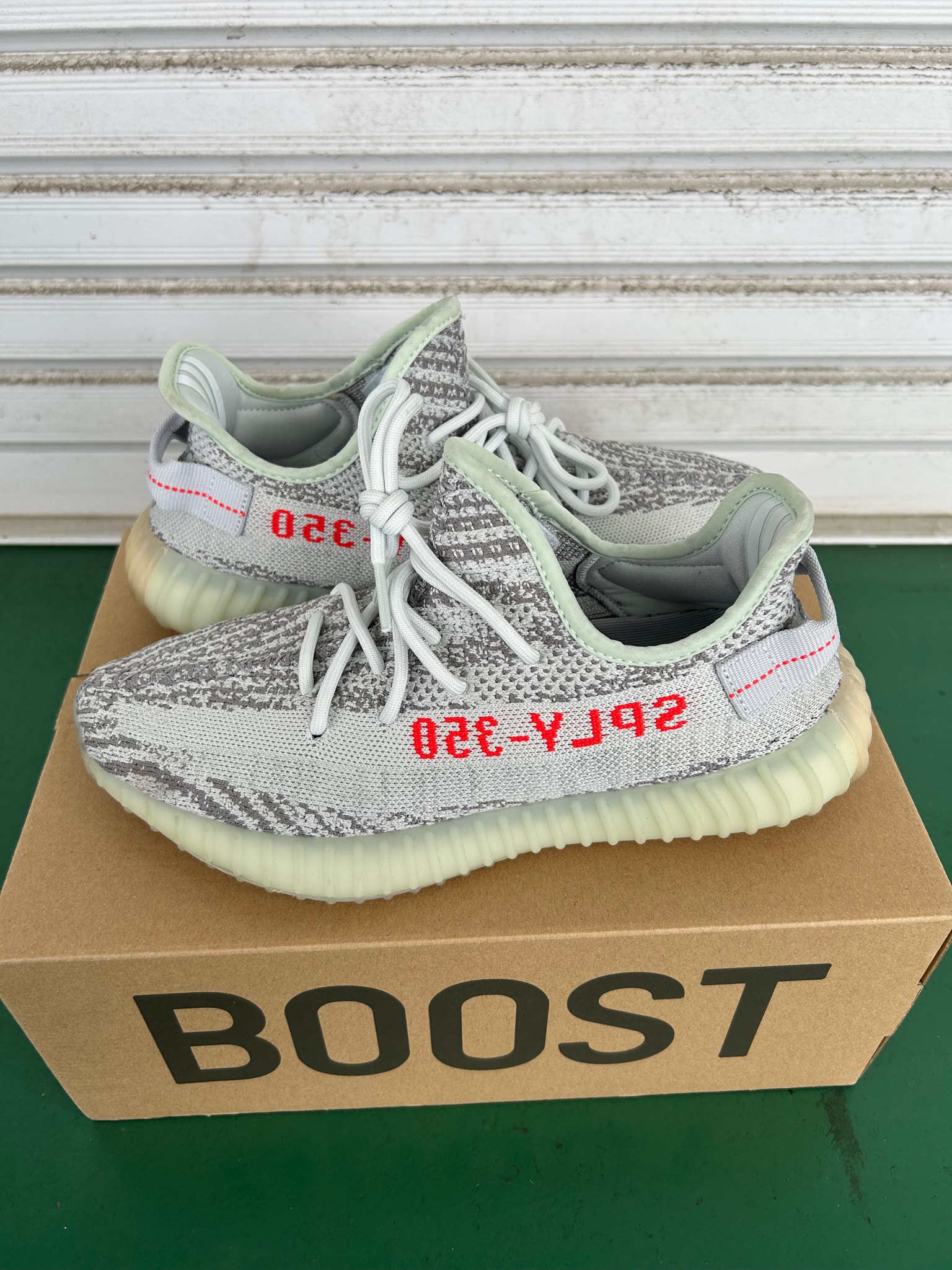 adidas YEEZY Boost 350 V2 "Blue Tint"