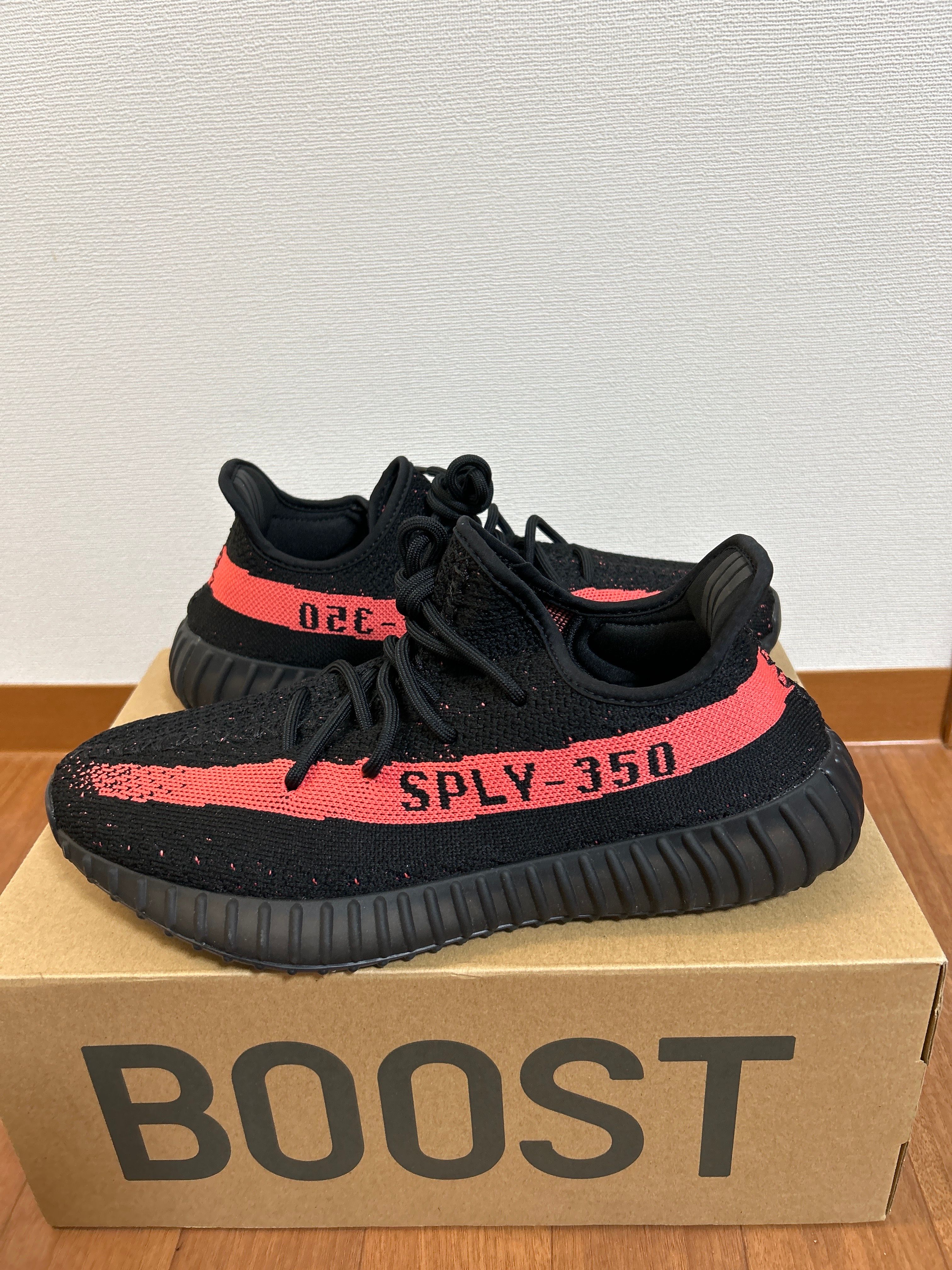 adidas YEEZY Boost 350 V2 "Core Black/Red"