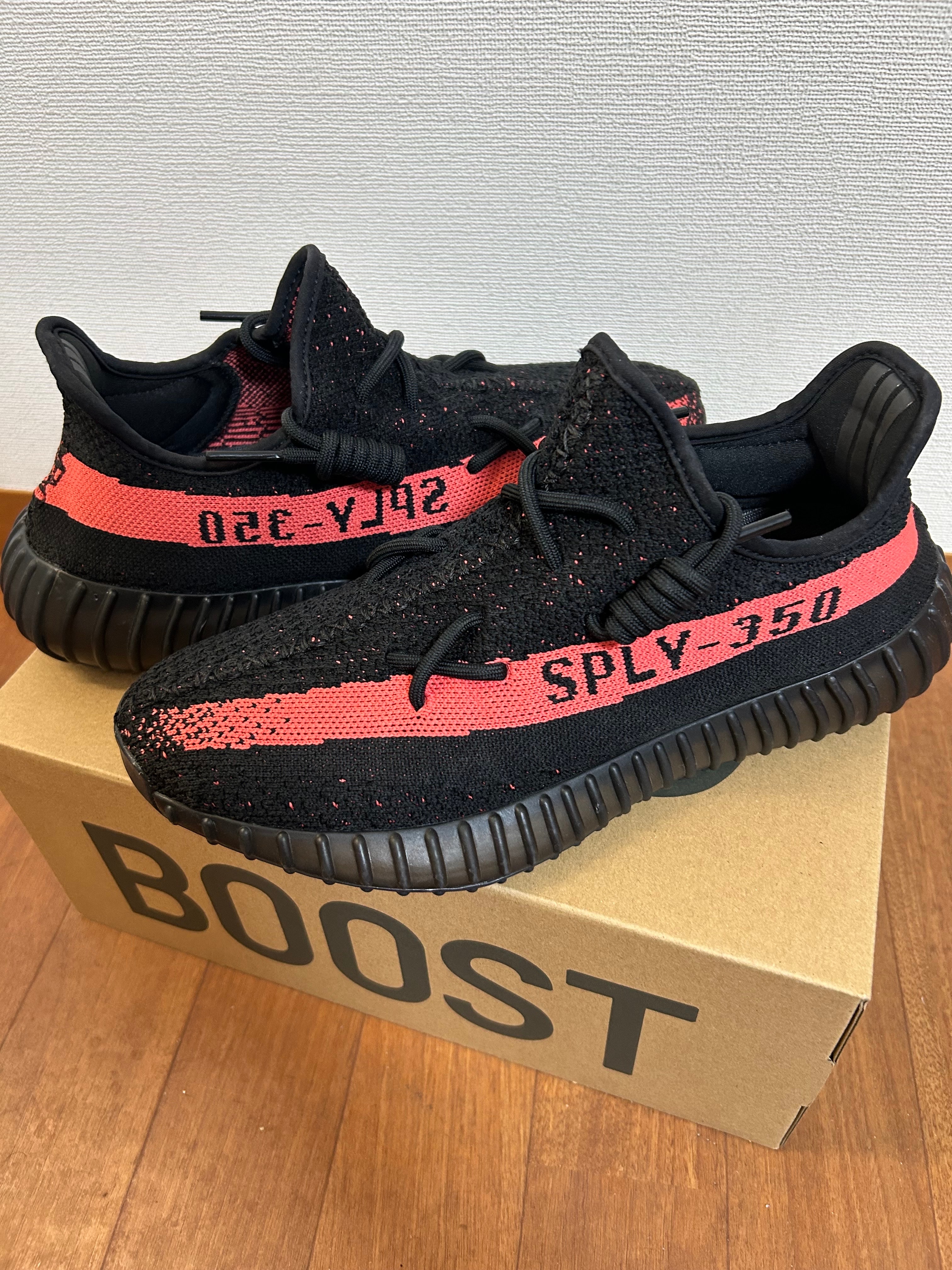 adidas YEEZY Boost 350 V2 "Core Black/Red"