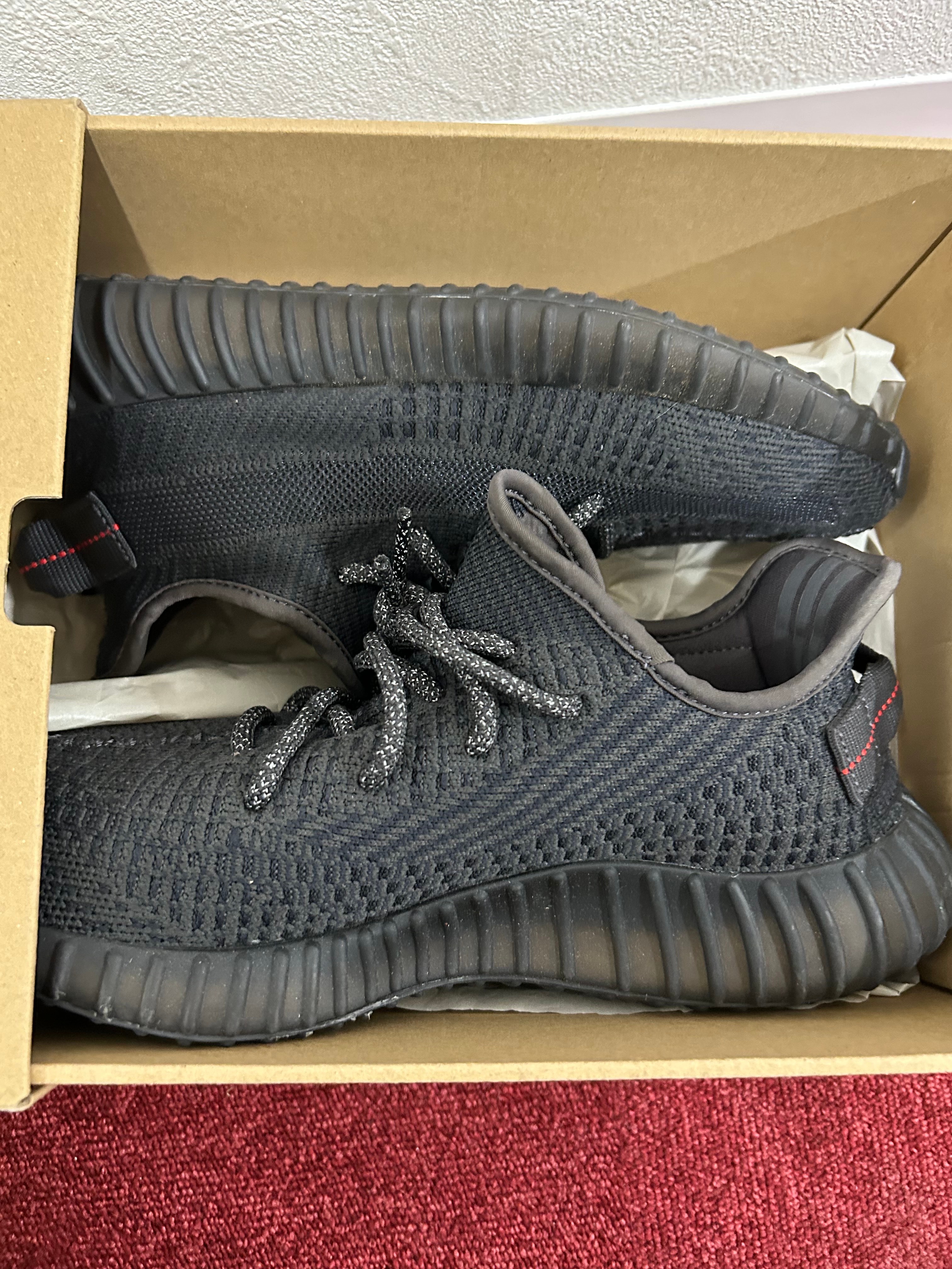 アディダス イージーブースト350V2 "ブラック"