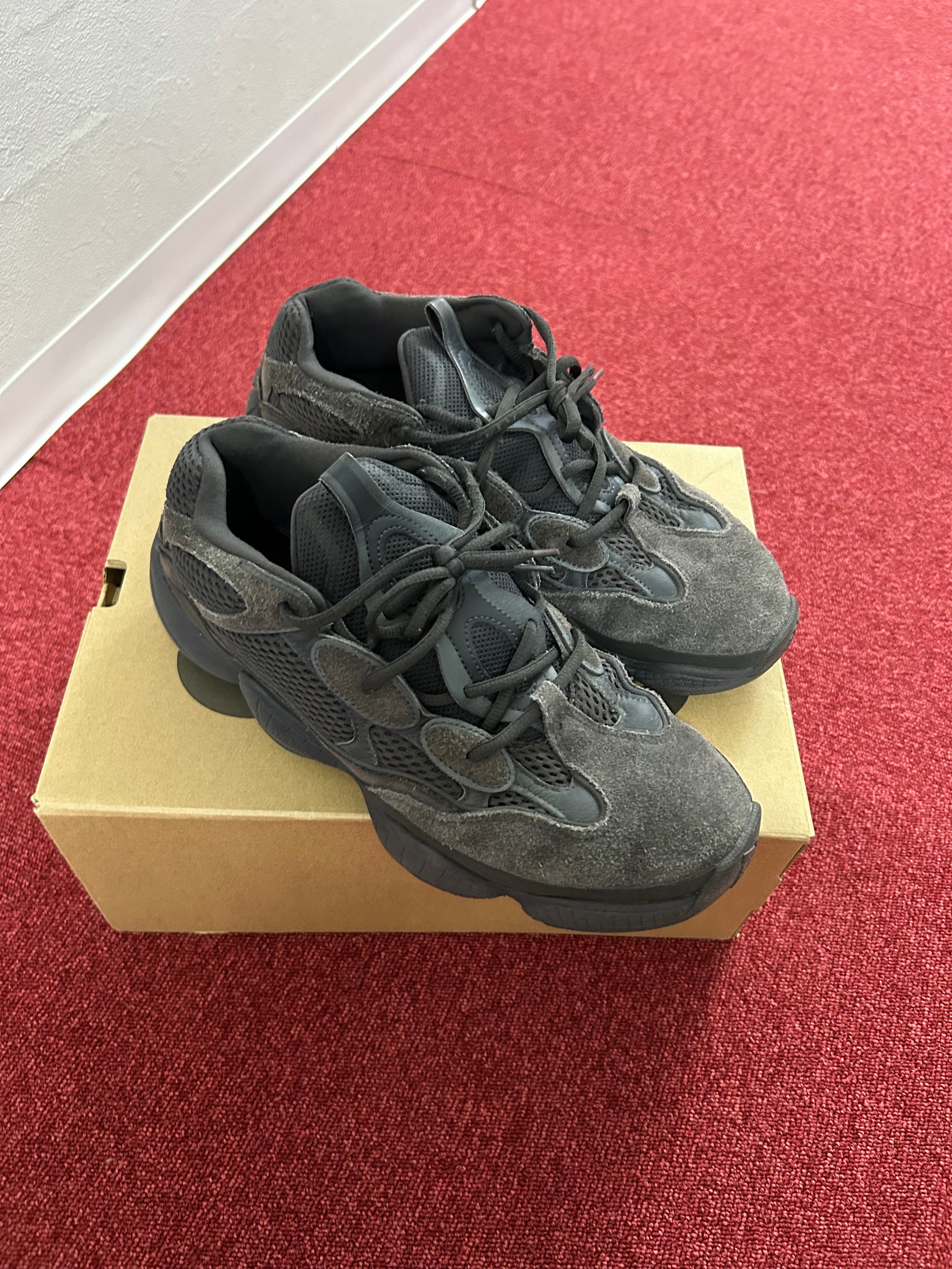 Yeezy 500(イージー 500) 人気の新作/中古通販【スニーカーダンク】