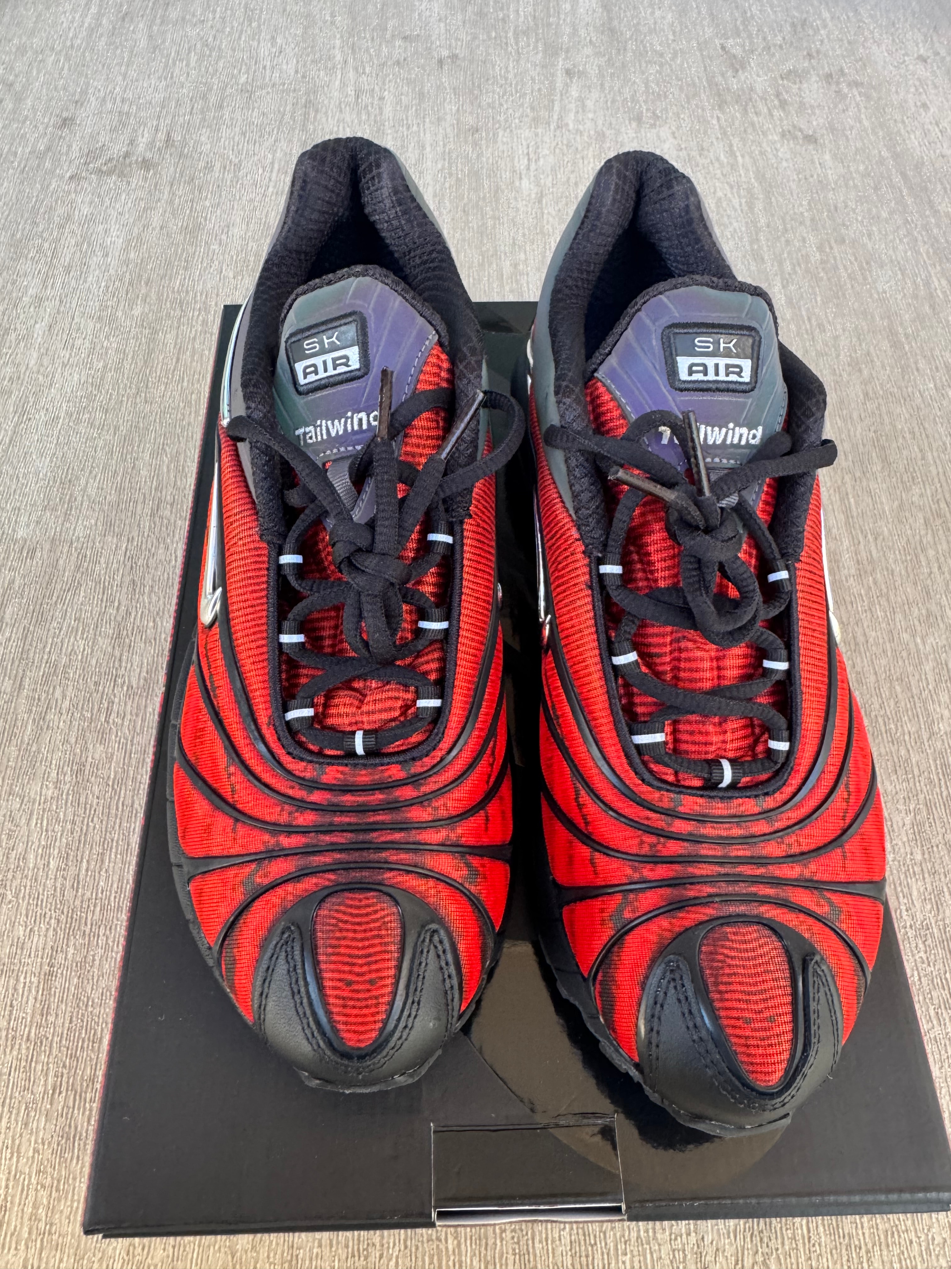 SKEPTA × NIKE AIR MAX TAILWIND V "BLACK/CHROME RED"