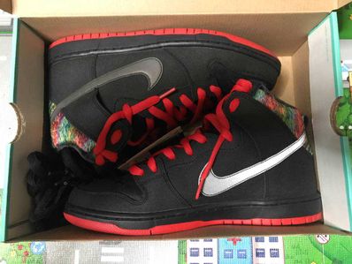 NIKE DUNK HIGH PRM "DARK CURRY"