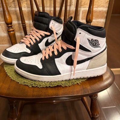 Nike Air Jordan 1 High OG "Bleached Coral"