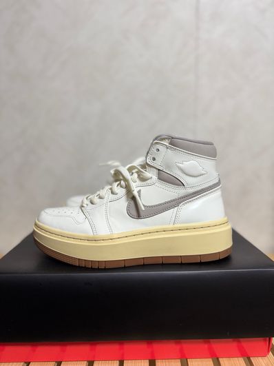 Nike Women's Air Jordan 1 High SE Elevate "College Grey"