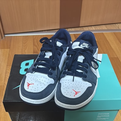 Nike SB Air Jordan 1 Low "Midnight Navy"