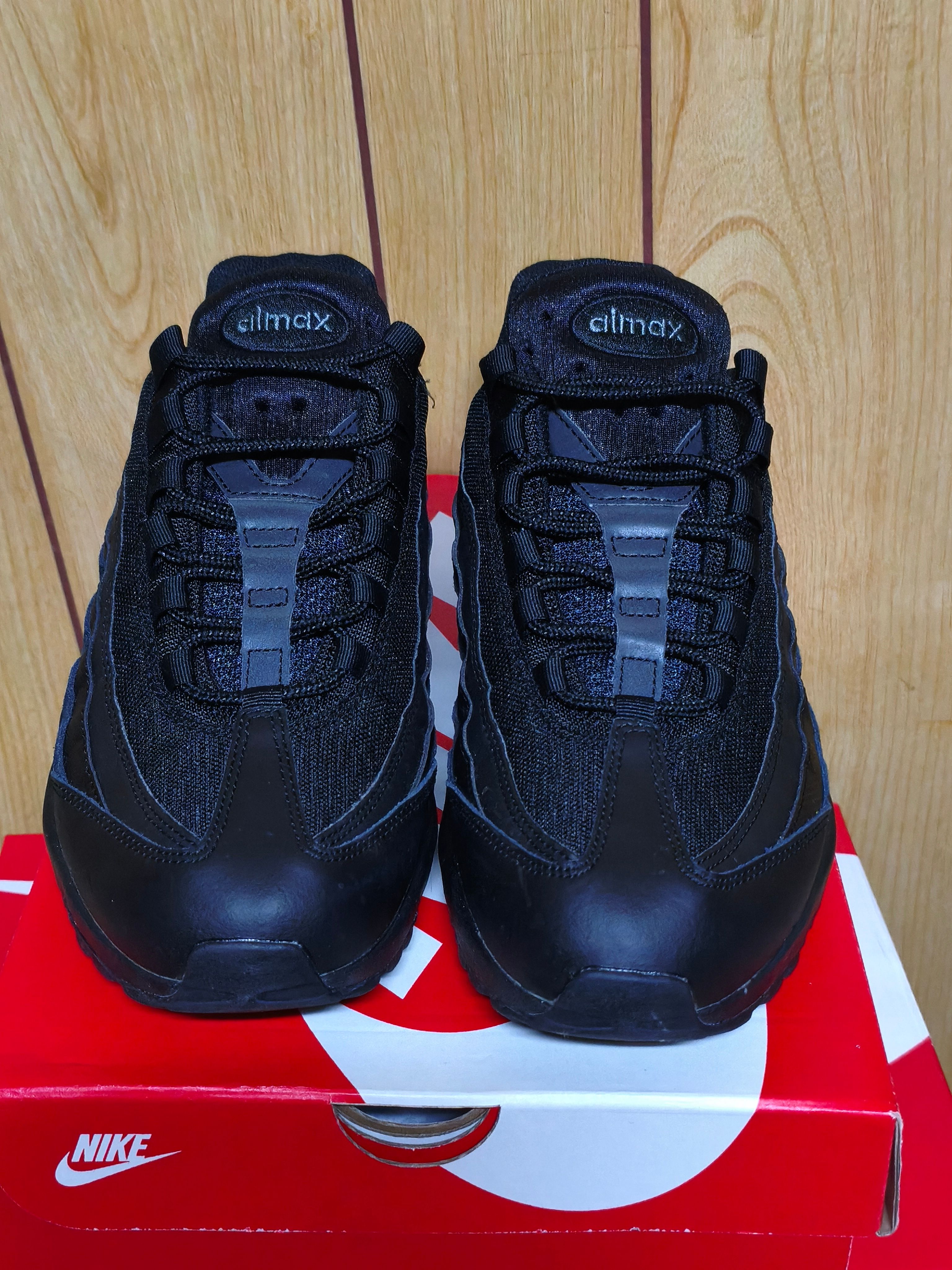 Nike Air Max 95 Essential "Black/Dark Grey/Black"